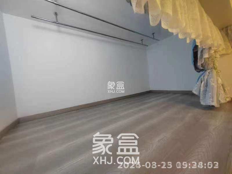 卓越江岸  1室0厅0卫    2600.0元/月 卓越江岸  1室0厅0卫    2600.0元/月室内图