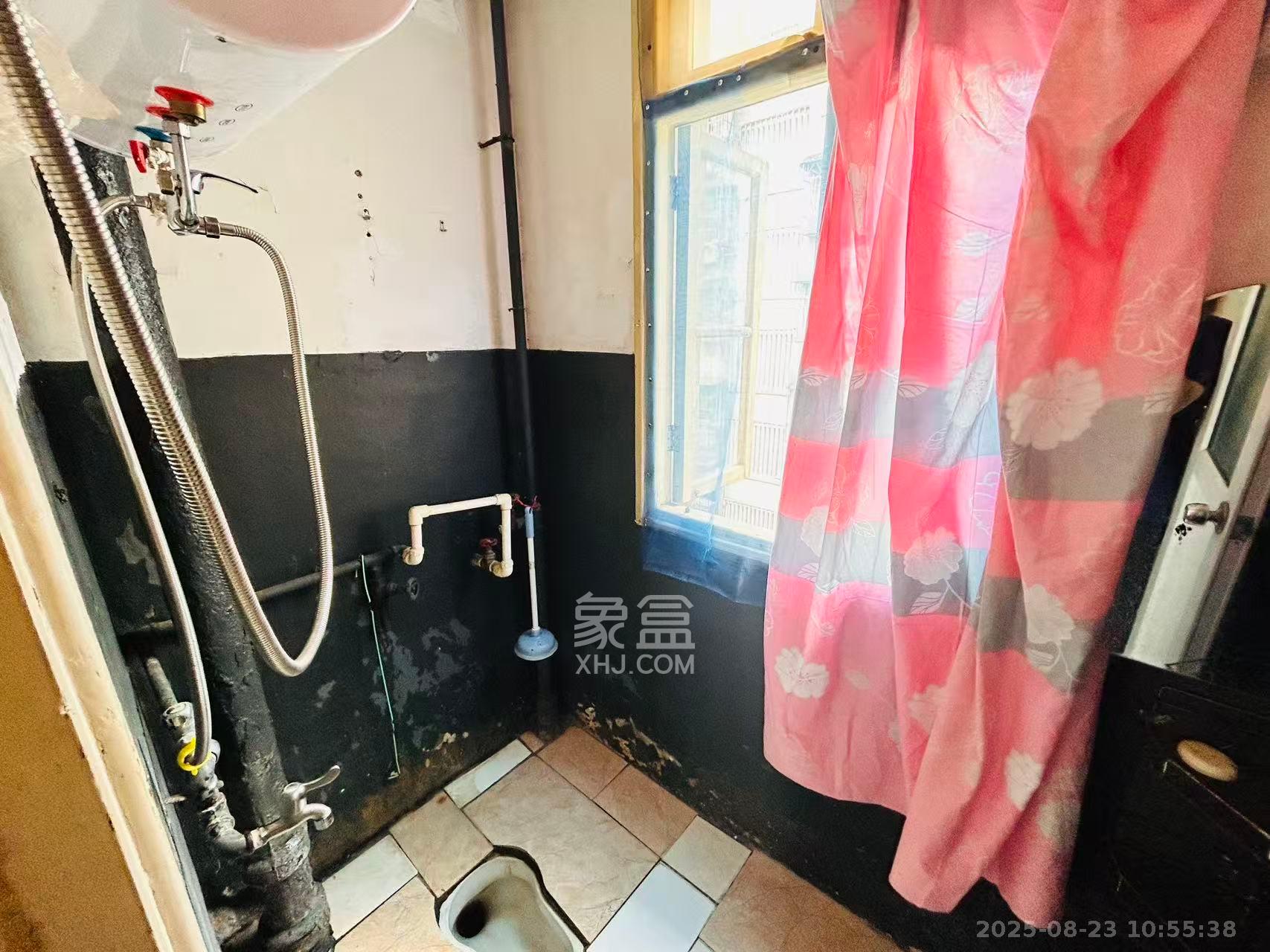 涂家冲社区(涂新小区、农商银行宿舍) 2室1厅1卫 1700.0元/月 涂家冲社区(涂新小区、农商银行宿舍) 2室1厅1卫 1700.0元/月室内图