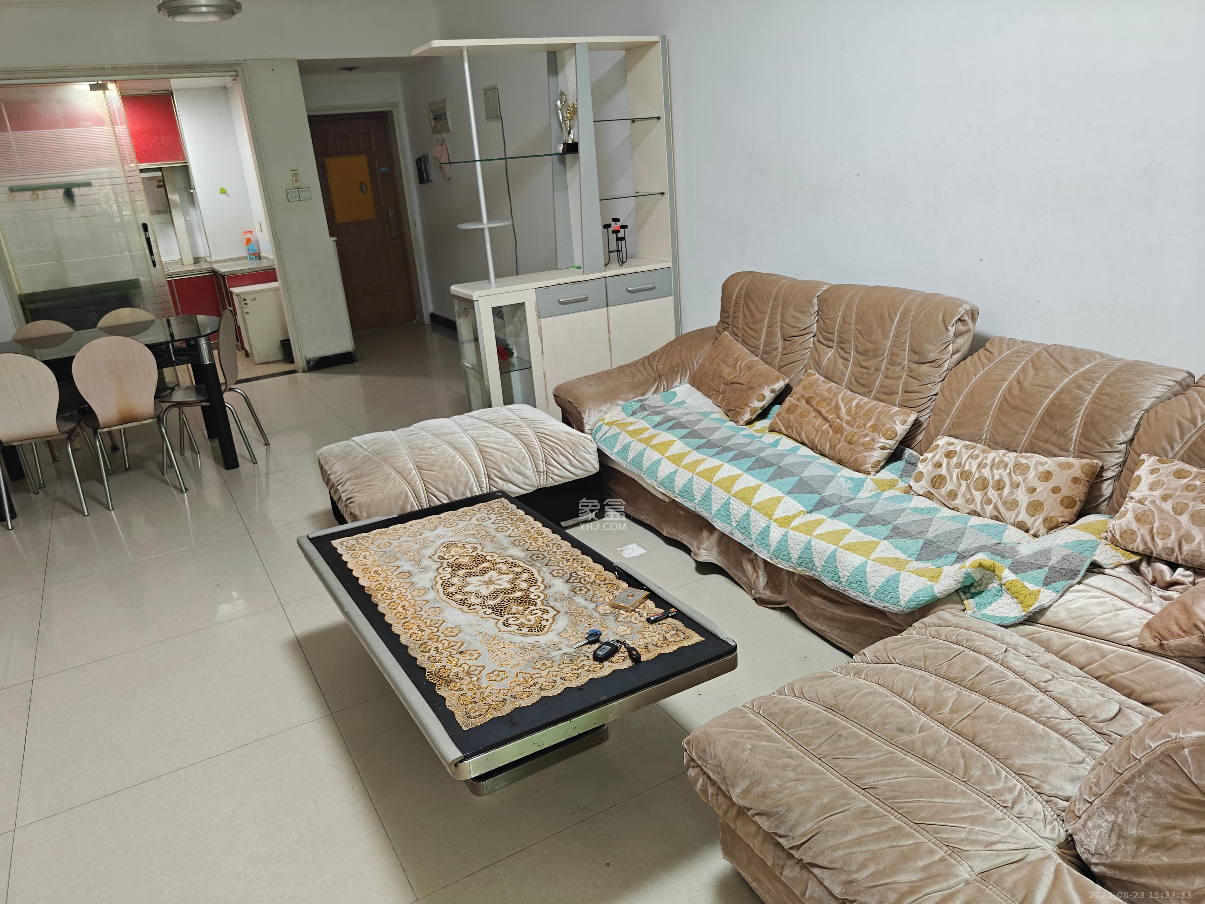 新城新世界一二三期  2室2厅1卫    2200.0元/月室内图