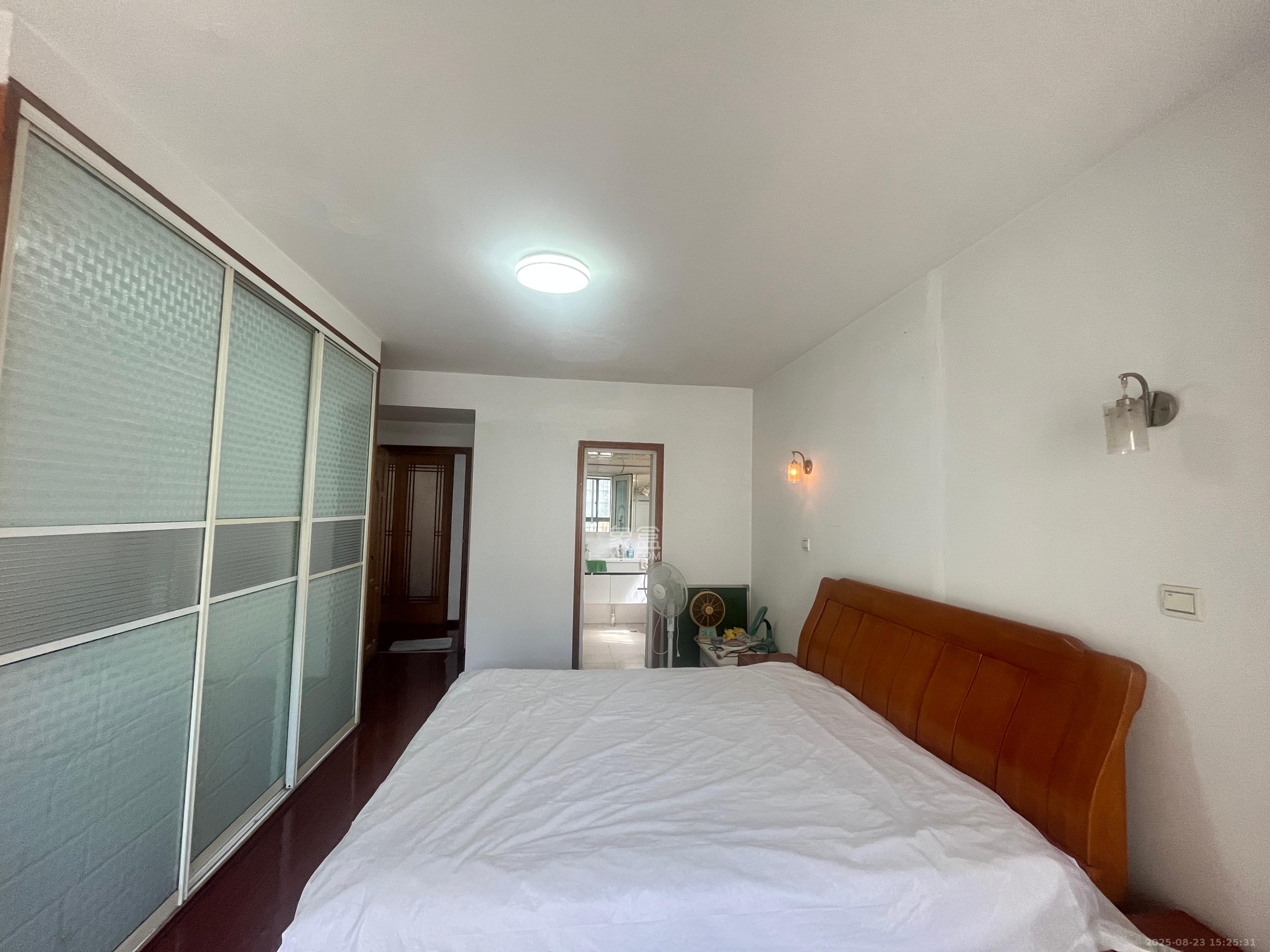 中国铝业单位宿舍 3室2厅2卫 3000.0元/月 中国铝业单位宿舍 3室2厅2卫 3000.0元/月室内图