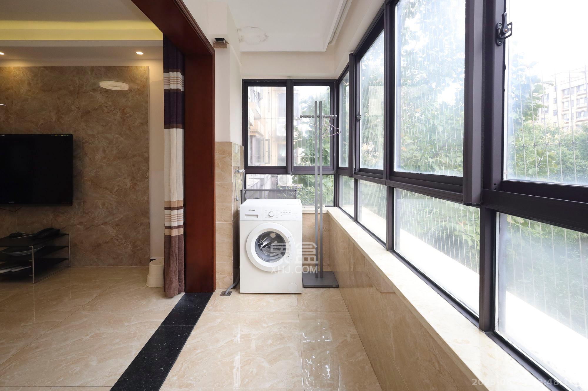 山语城二期 3室2厅1卫 2200.0元/月 山语城二期 3室2厅1卫 2200.0元/月室内图