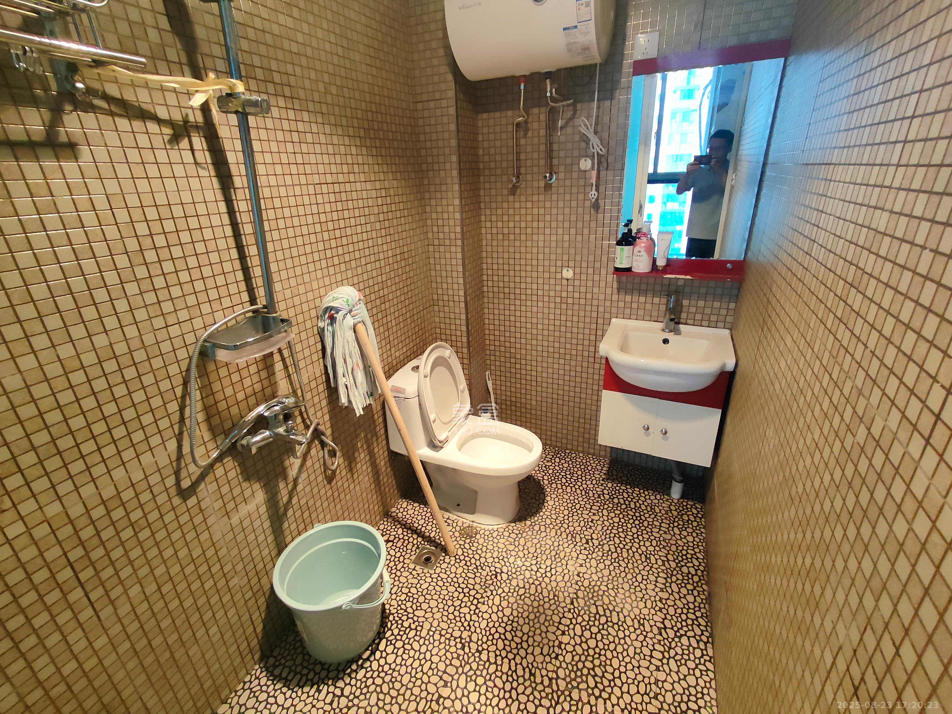 城南故事家园  1室1厅1卫    1200.0元/月 城南故事家园  1室1厅1卫    1200.0元/月室内图