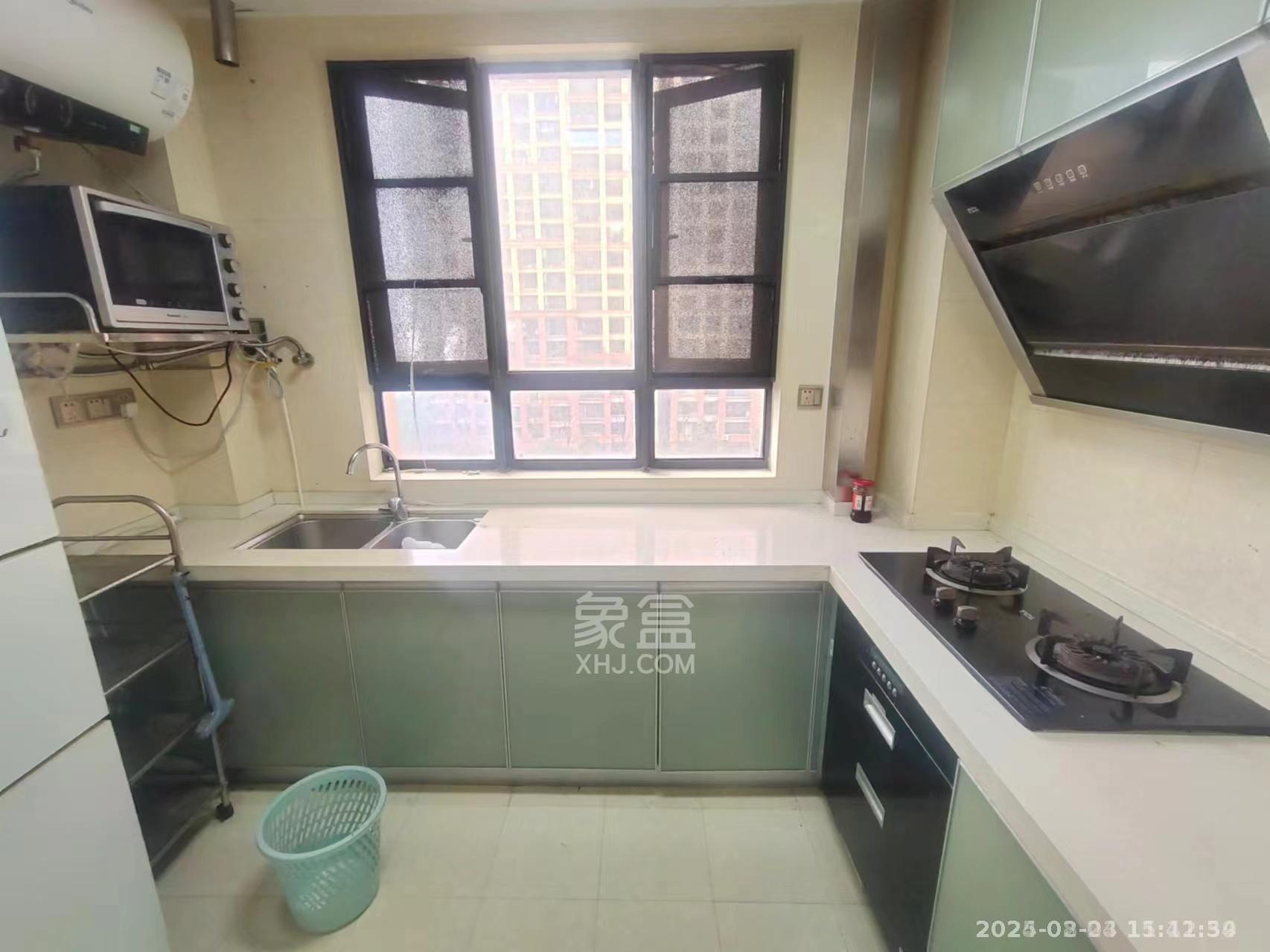 佳兆业金域天下二期 3室2厅2卫 1800.0元/月 佳兆业金域天下二期 3室2厅2卫 1800.0元/月小区图