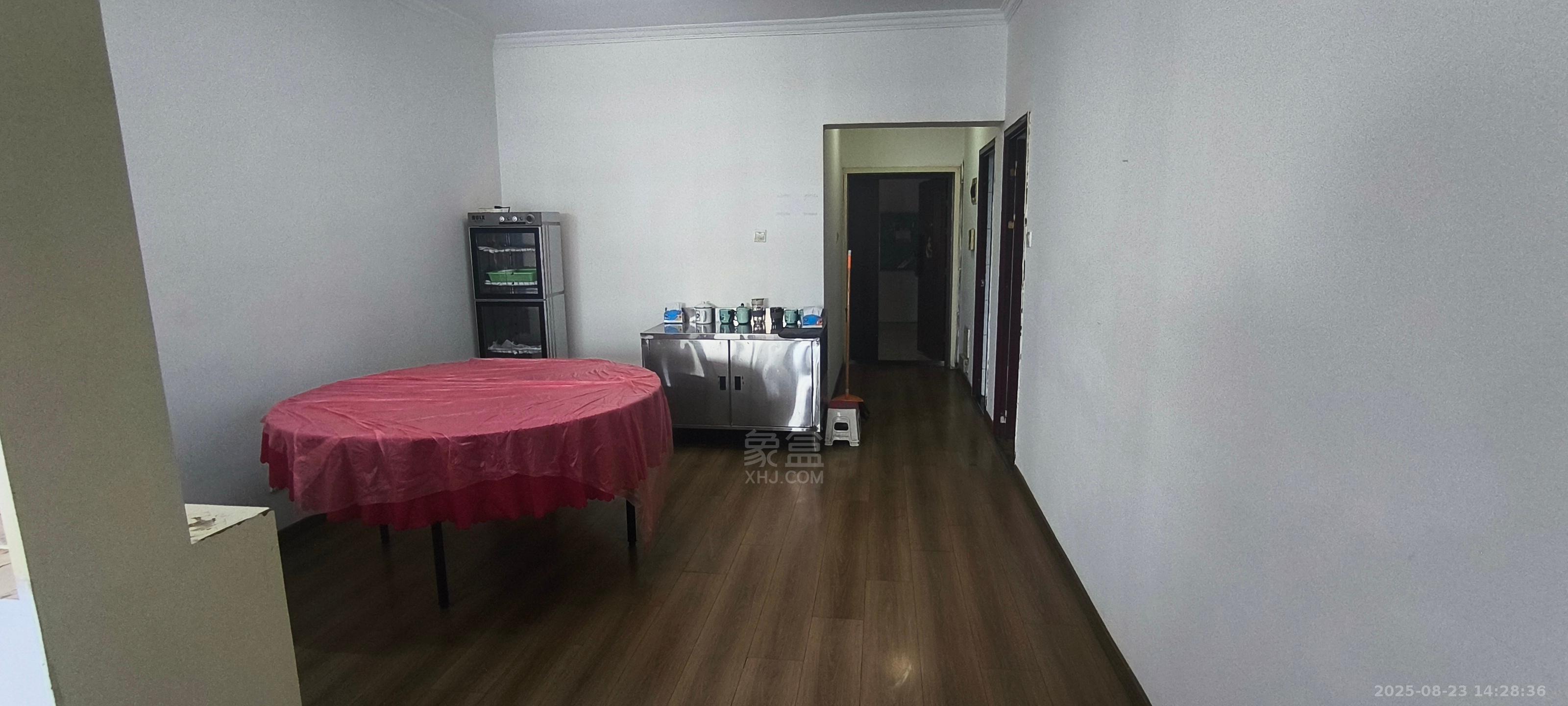 水岸春天 3室2厅0卫 2300.0元/月 水岸春天 3室2厅0卫 2300.0元/月室内图