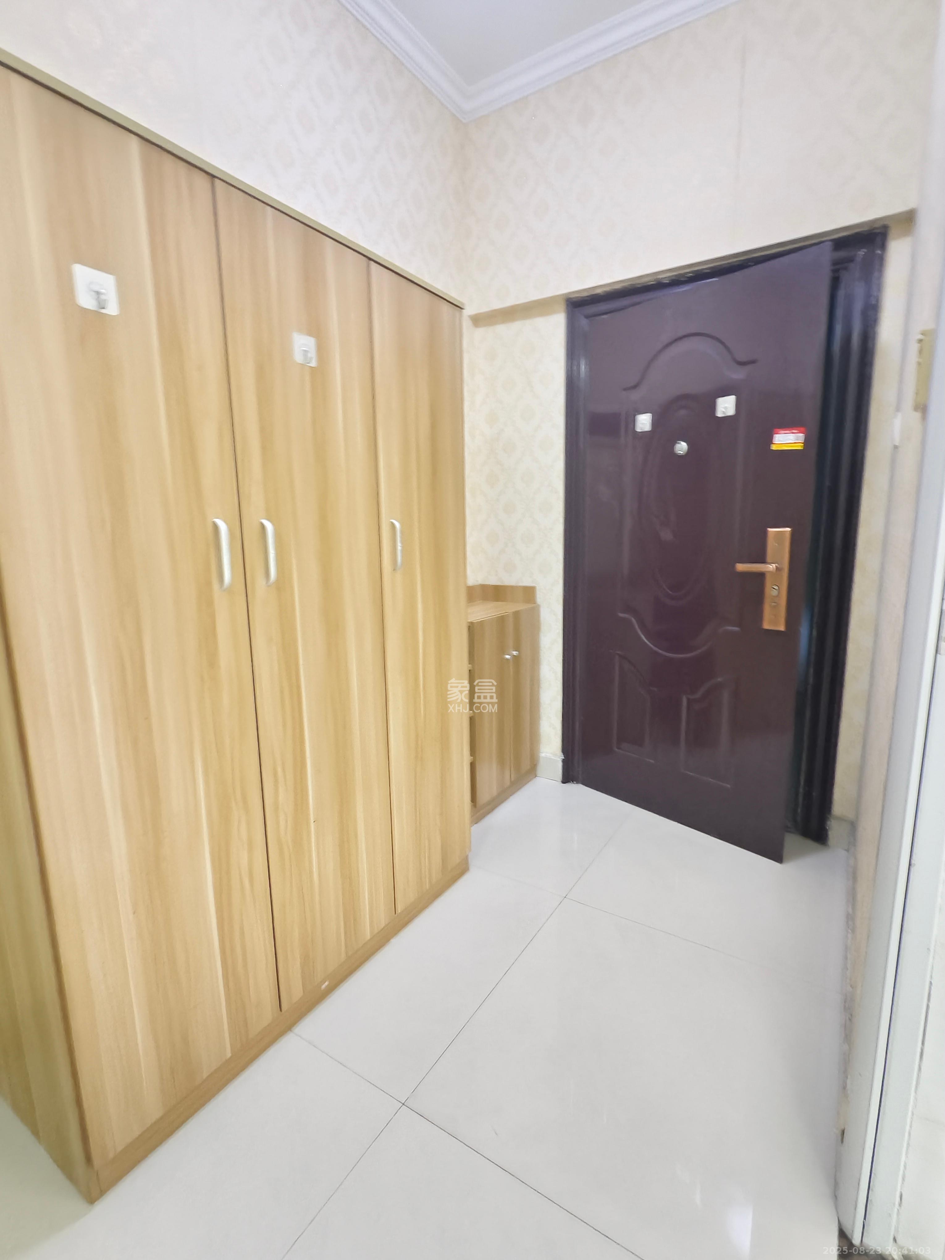 爵士湘  1室1厅1卫    900.0元/月室内图