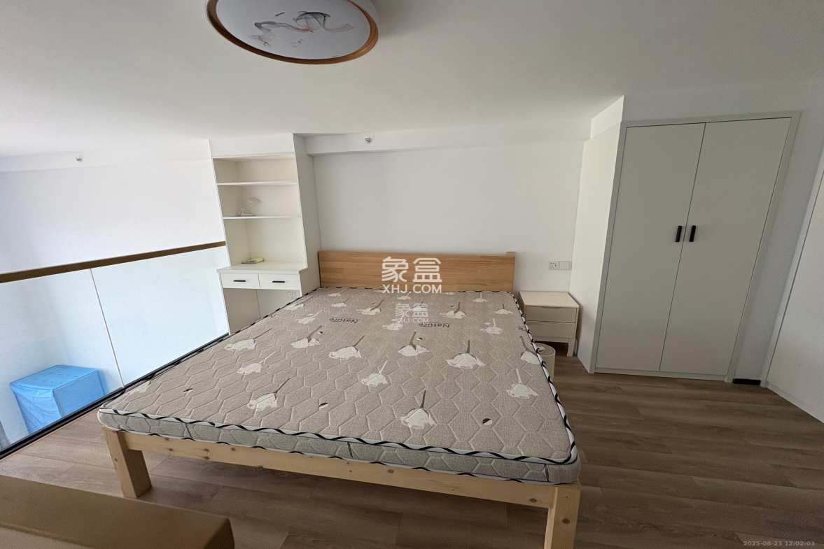 藏珑湖上公馆 1室1厅1卫 3000.0元/月 藏珑湖上公馆 1室1厅1卫 3000.0元/月室内图