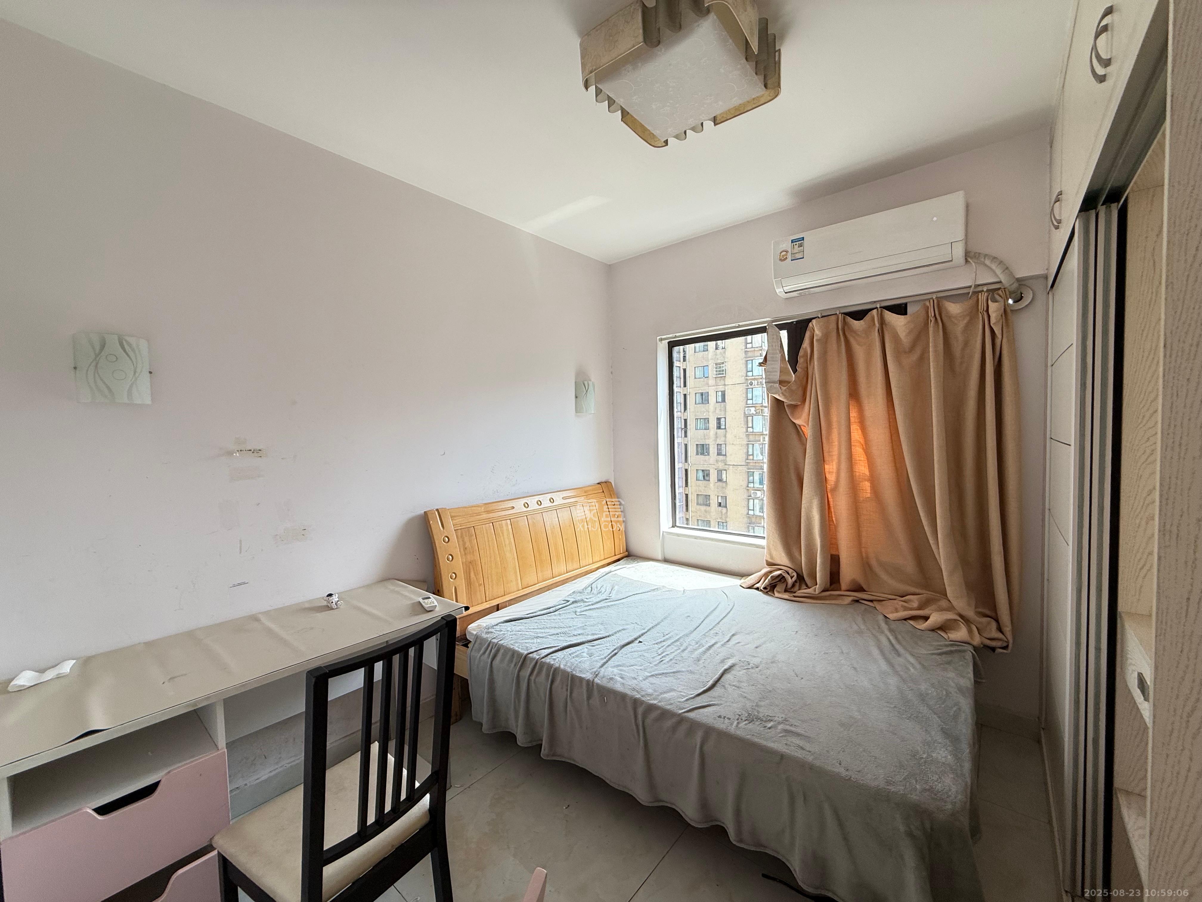 钰龙天下二期（钰龙佳园）  2室2厅1卫    2200.0元/月室内图