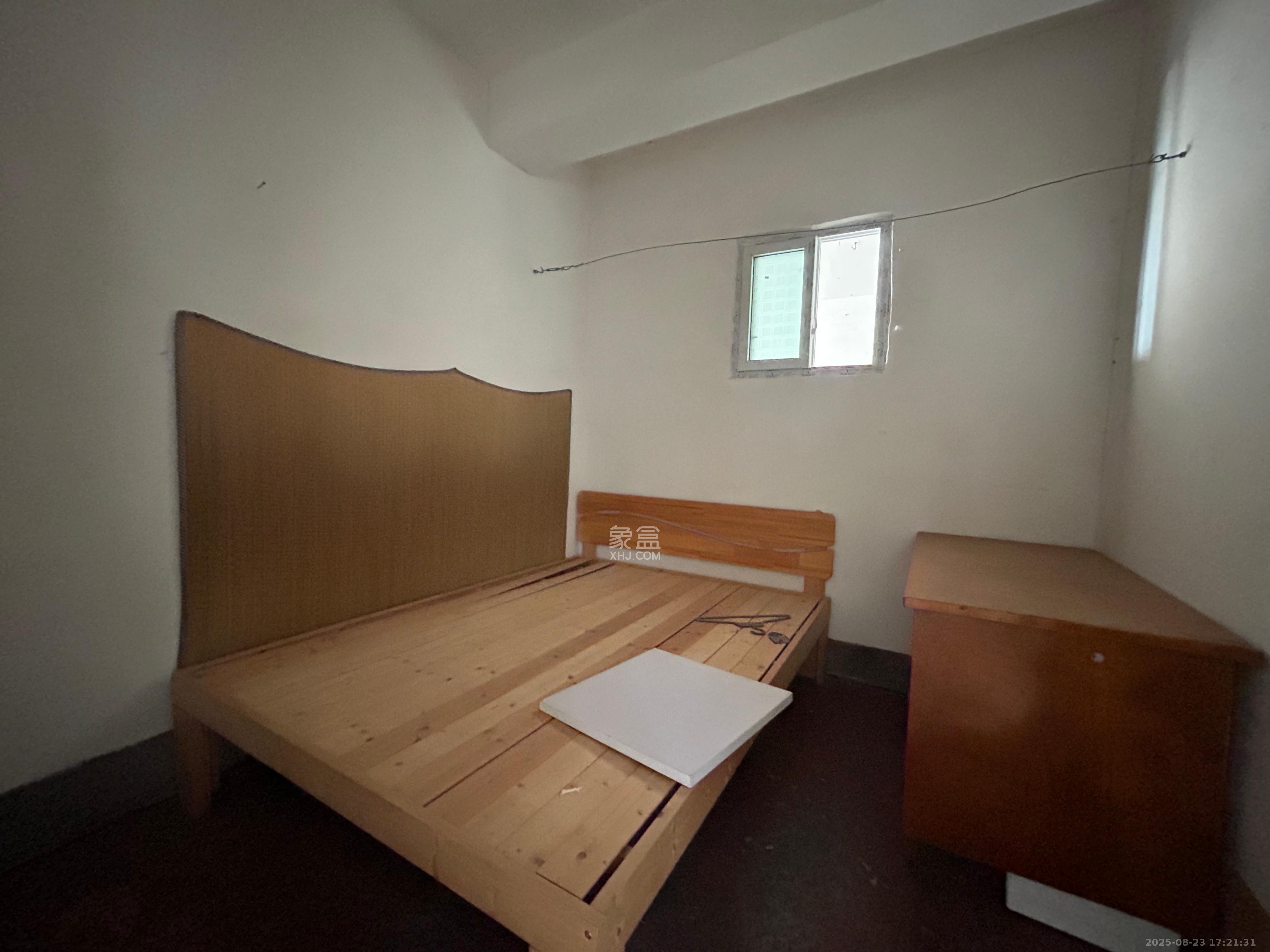 景秀江山 4室2厅2卫 1900.0元/月 景秀江山 4室2厅2卫 1900.0元/月室内图