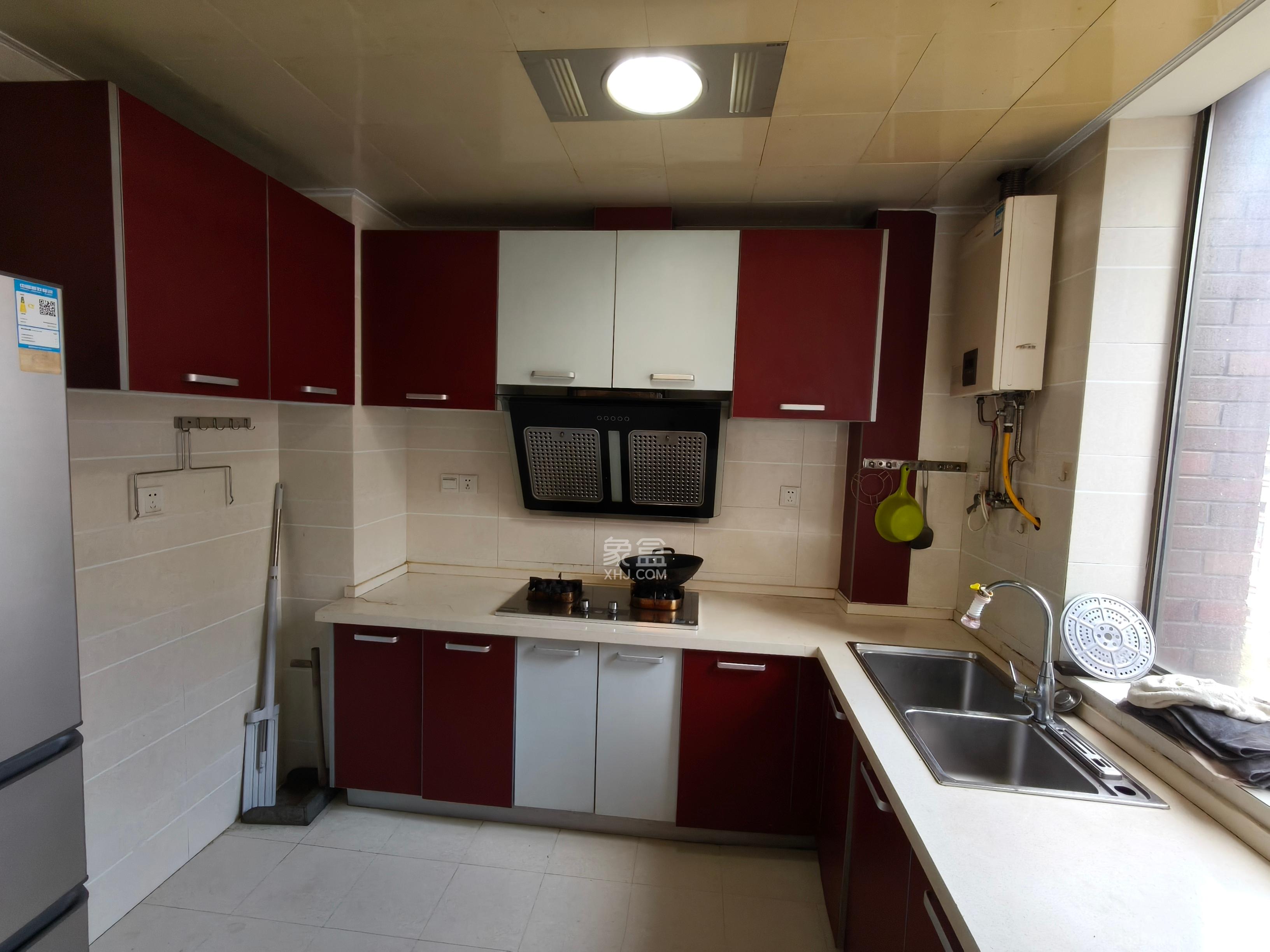 奥林匹克花园 3室2厅2卫 3300.0元/月 奥林匹克花园 3室2厅2卫 3300.0元/月室内图