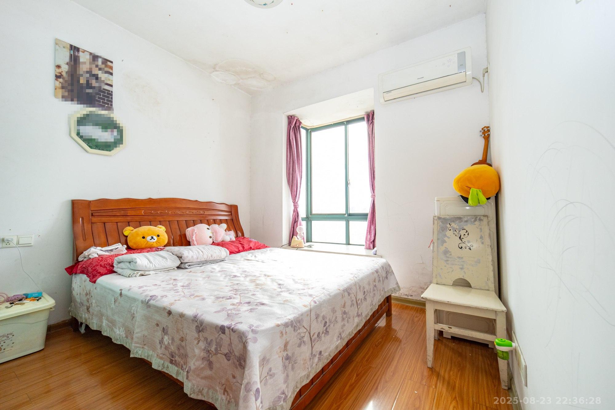 松雅湖畔 3室2厅1卫 45.0万 松雅湖畔 3室2厅1卫 45.0万卧室