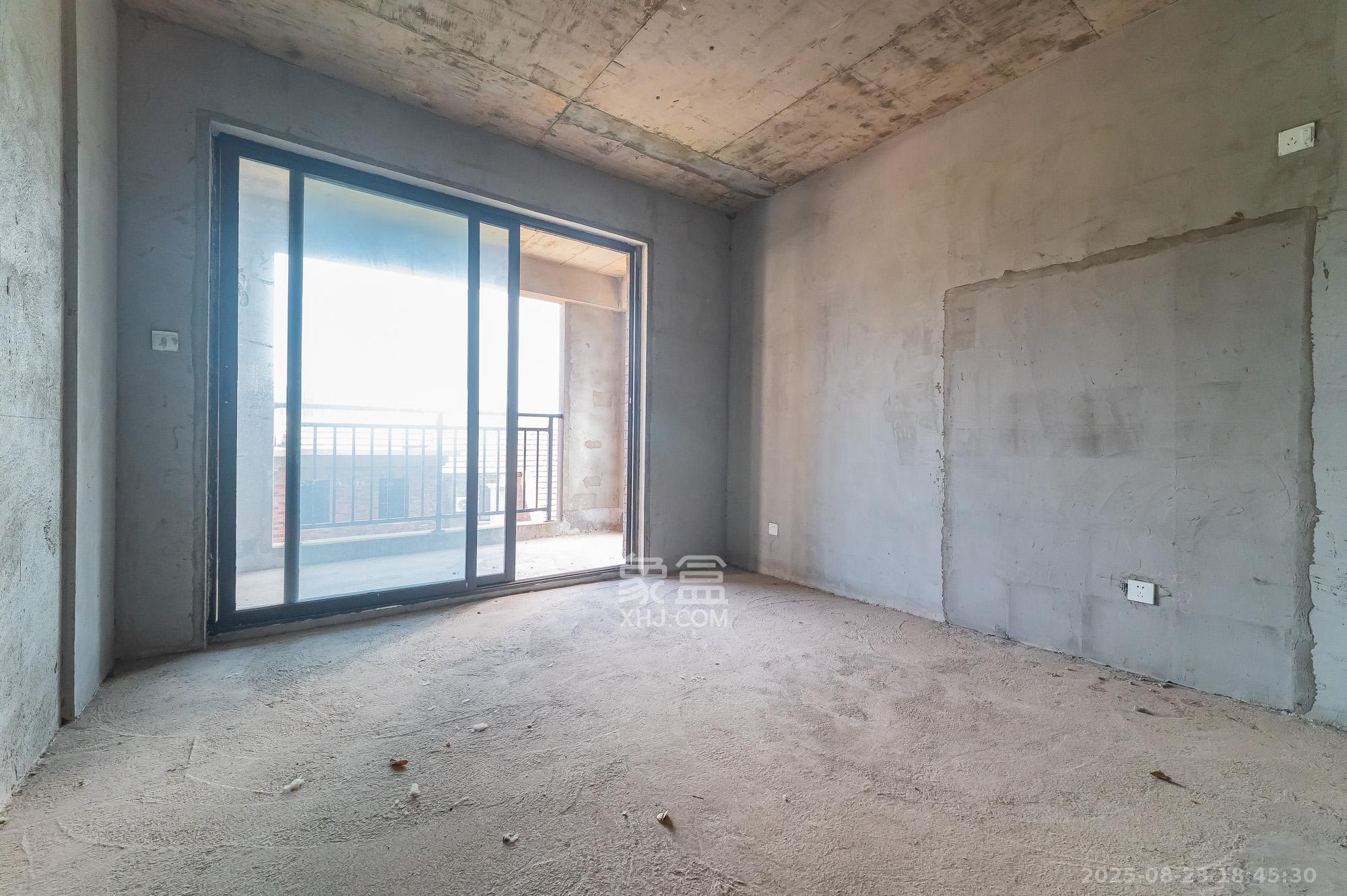 星湖湾二期洋房  5室2厅2卫    160.0万 星湖湾二期洋房  5室2厅2卫    160.0万其他