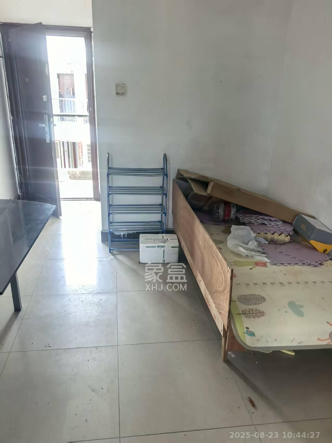 铝厂宿舍 2室1厅1卫 1000.0元/月 铝厂宿舍 2室1厅1卫 1000.0元/月室内图