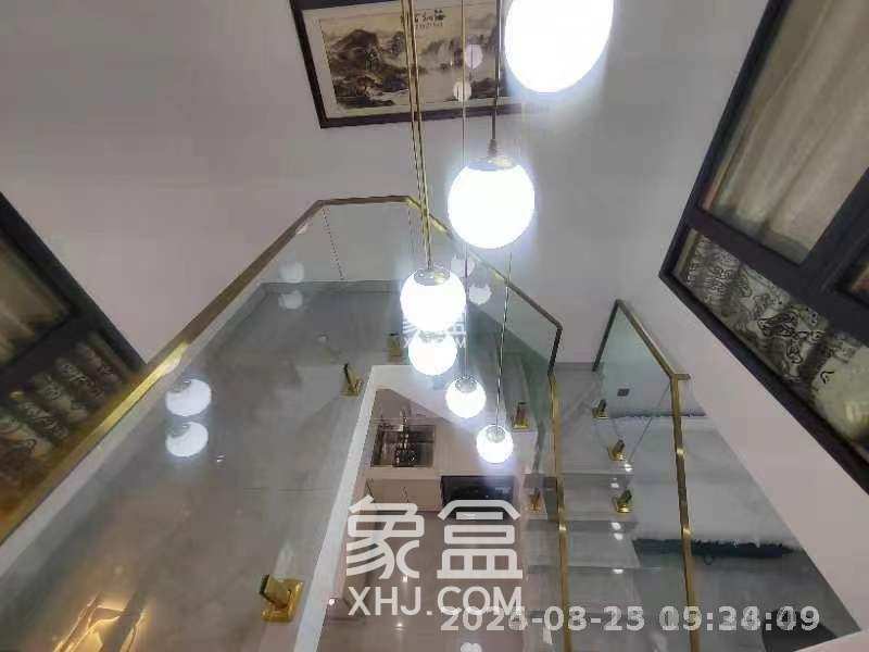 卓越江岸  1室0厅0卫    2600.0元/月 卓越江岸  1室0厅0卫    2600.0元/月室内图