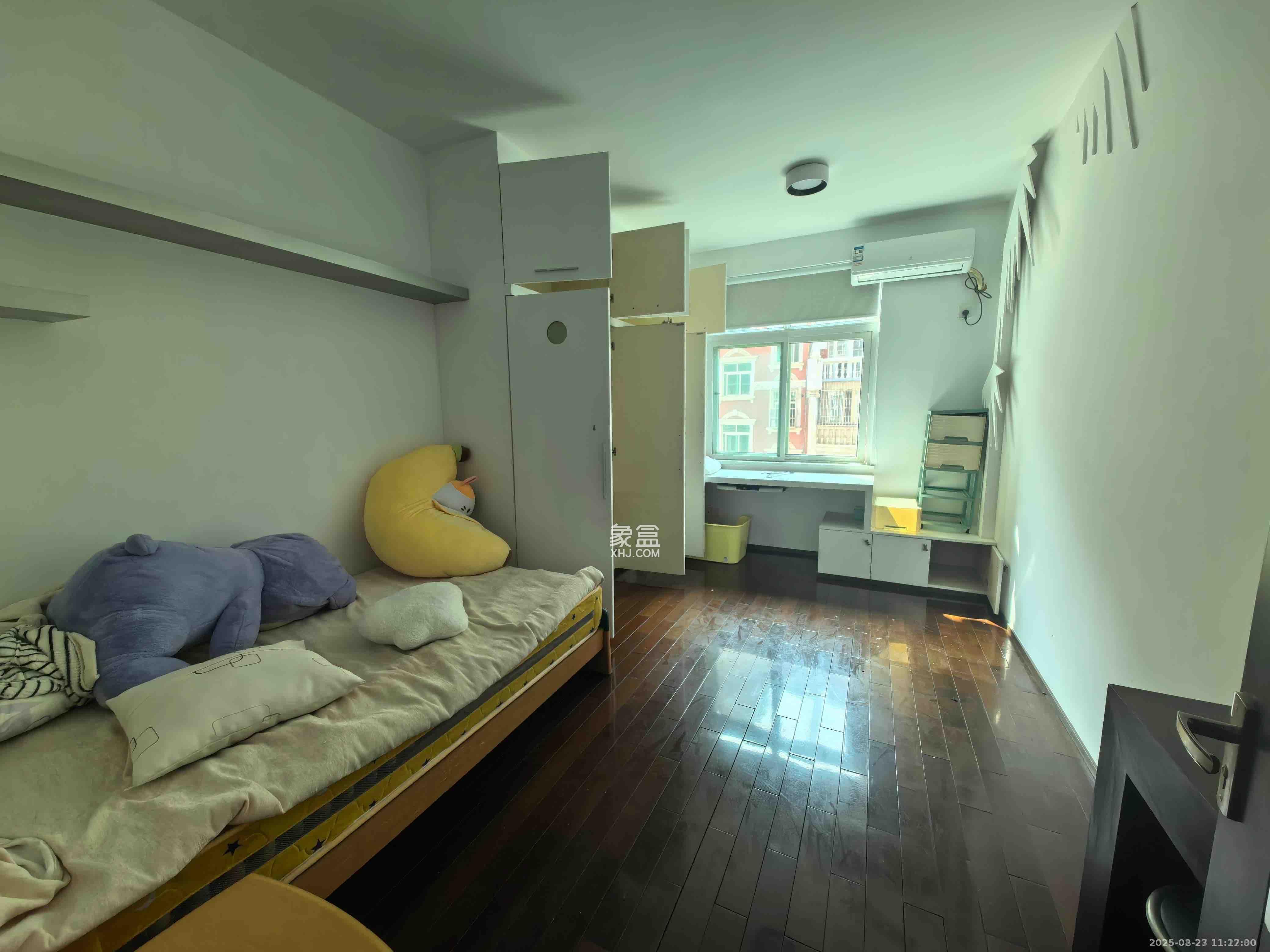 名都花园 4室2厅2卫 3600.0元/月 名都花园 4室2厅2卫 3600.0元/月室内图