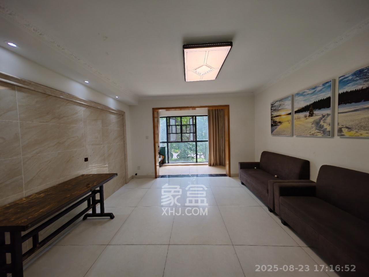 卢浮原著  3室2厅2卫    2200.0元/月 卢浮原著  3室2厅2卫    2200.0元/月