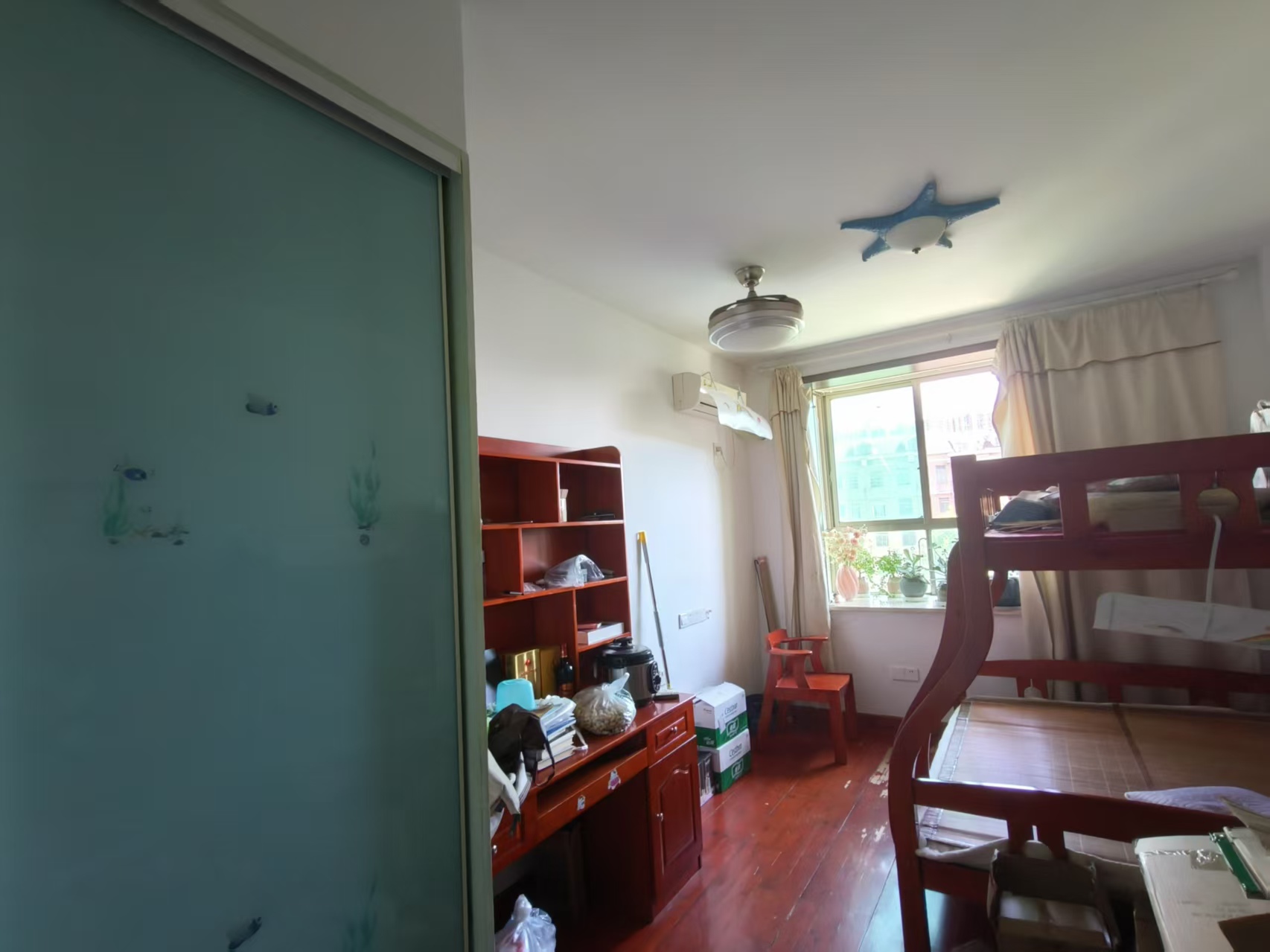 梓怡华盛家园 4室2厅2卫 70.0万 梓怡华盛家园 4室2厅2卫 70.0万室内图