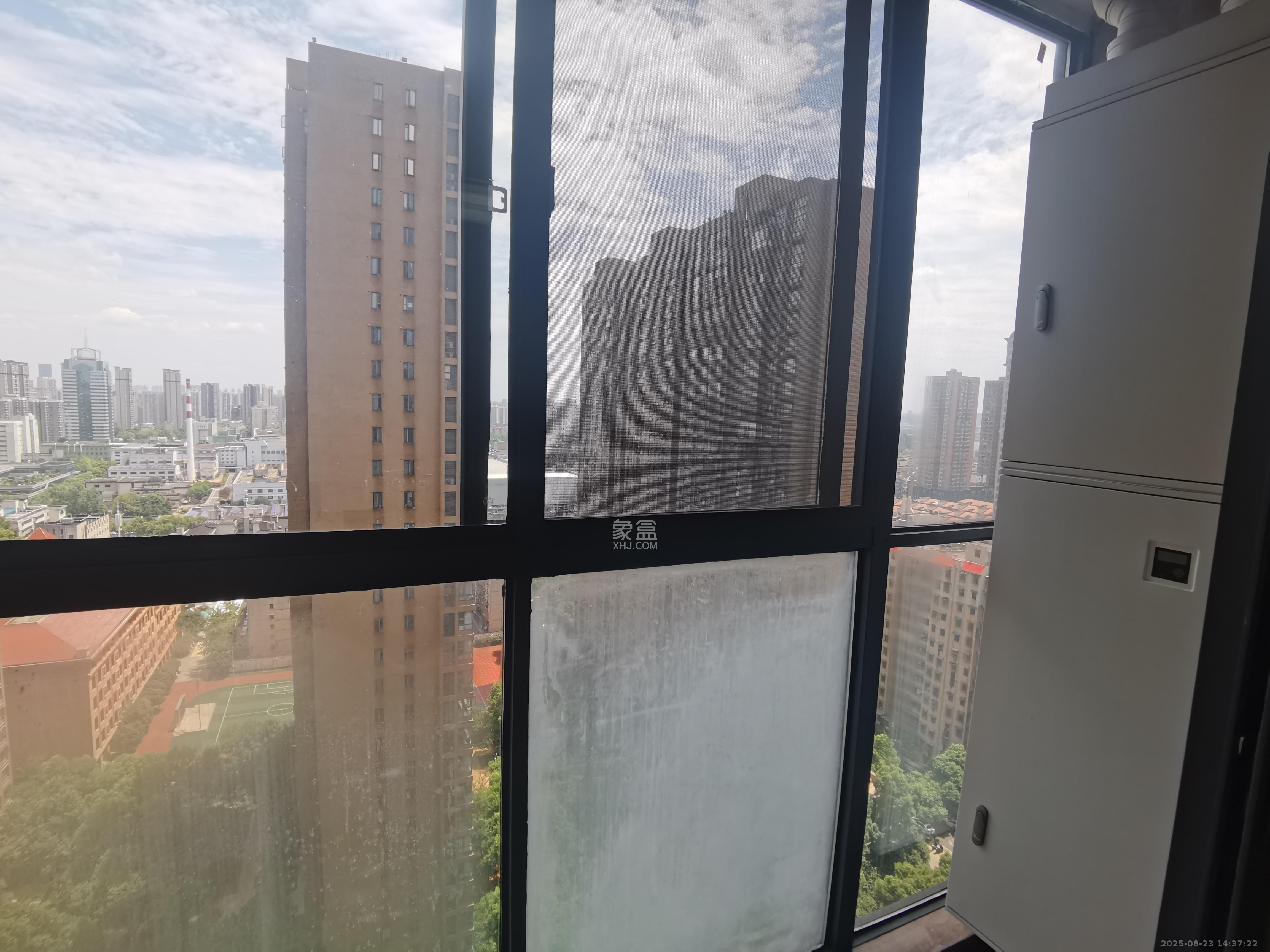 万博汇  2室2厅1卫   3000.00元/月室内图