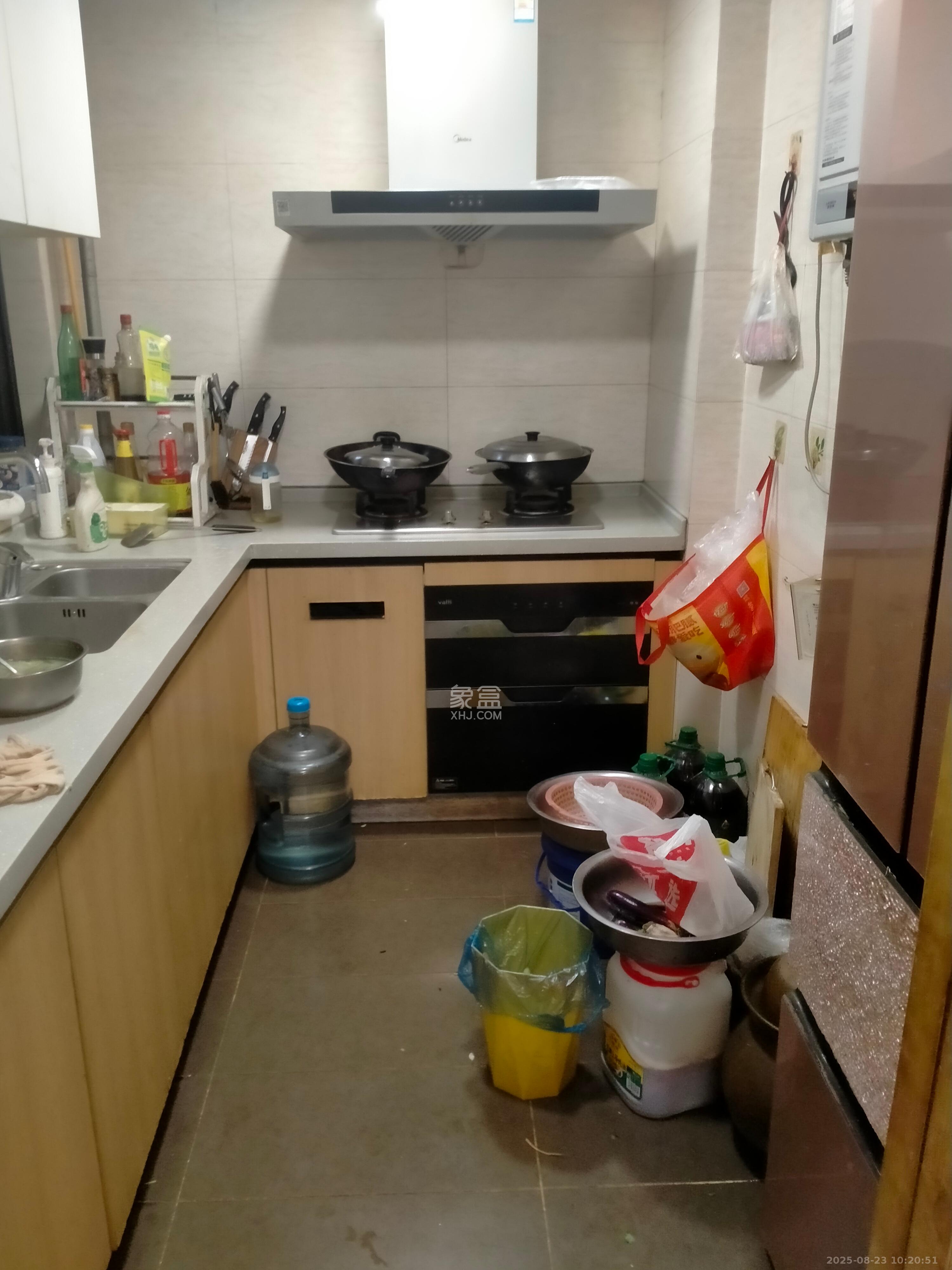 万科魅力之城非凡里 3室2厅1卫 2700.0元/月 万科魅力之城非凡里 3室2厅1卫 2700.0元/月室内图