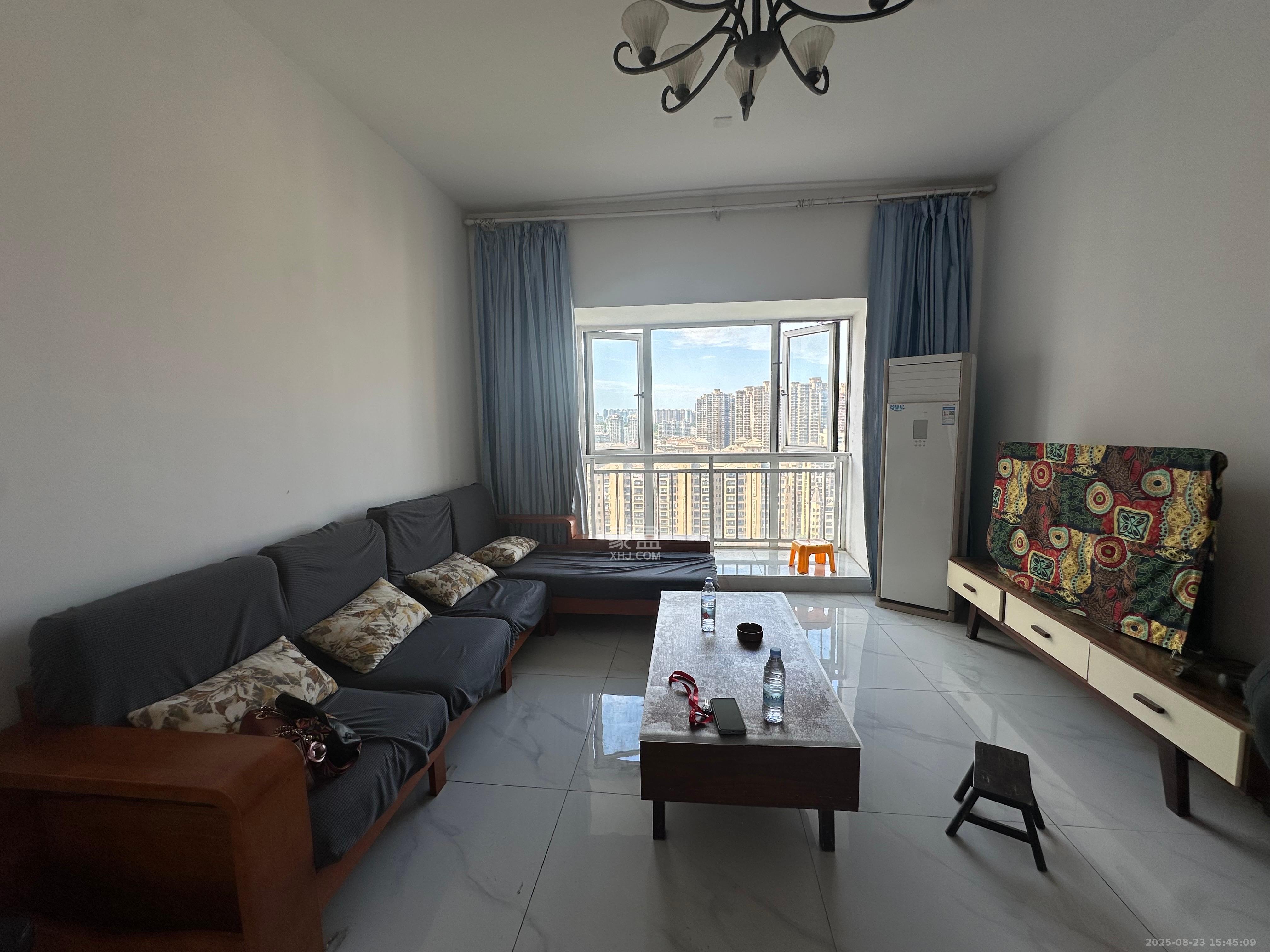 西点公园里 2室1厅1卫 2400.0元/月 西点公园里 2室1厅1卫 2400.0元/月室内图