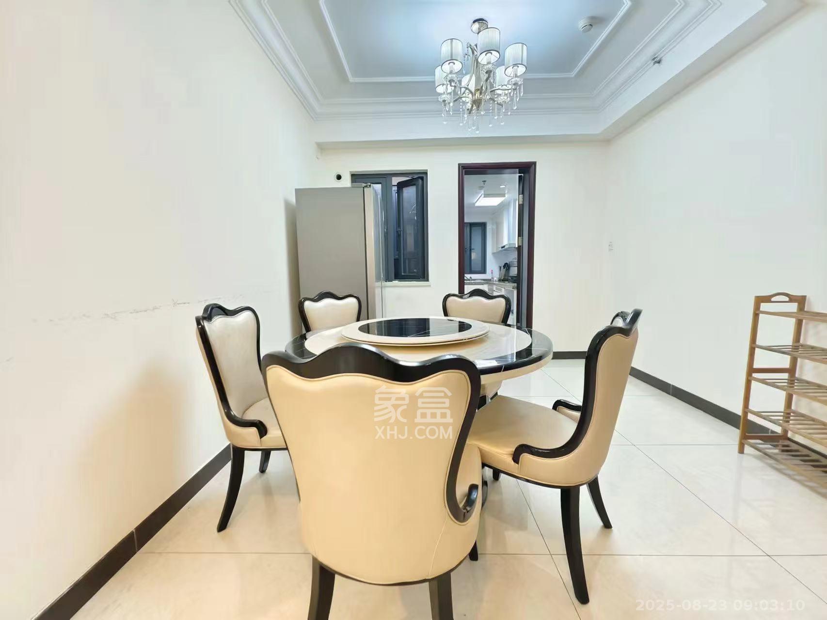 恒大御景半岛锦绣苑  3室2厅2卫    3200.0元/月 恒大御景半岛锦绣苑  3室2厅2卫    3200.0元/月室内图