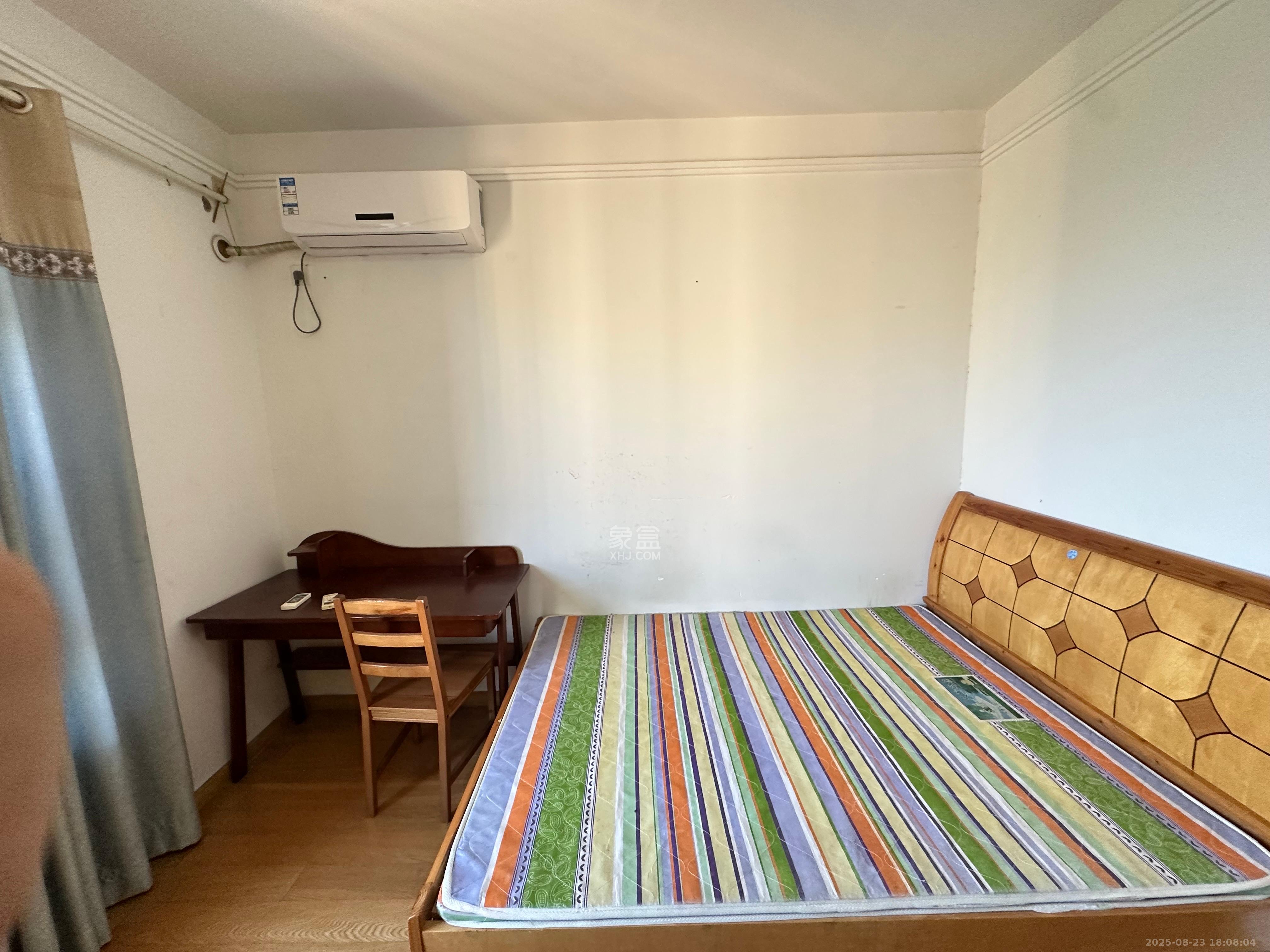 中海国际三期  3室2厅1卫    1800.0元/月 中海国际三期  3室2厅1卫    1800.0元/月室内图