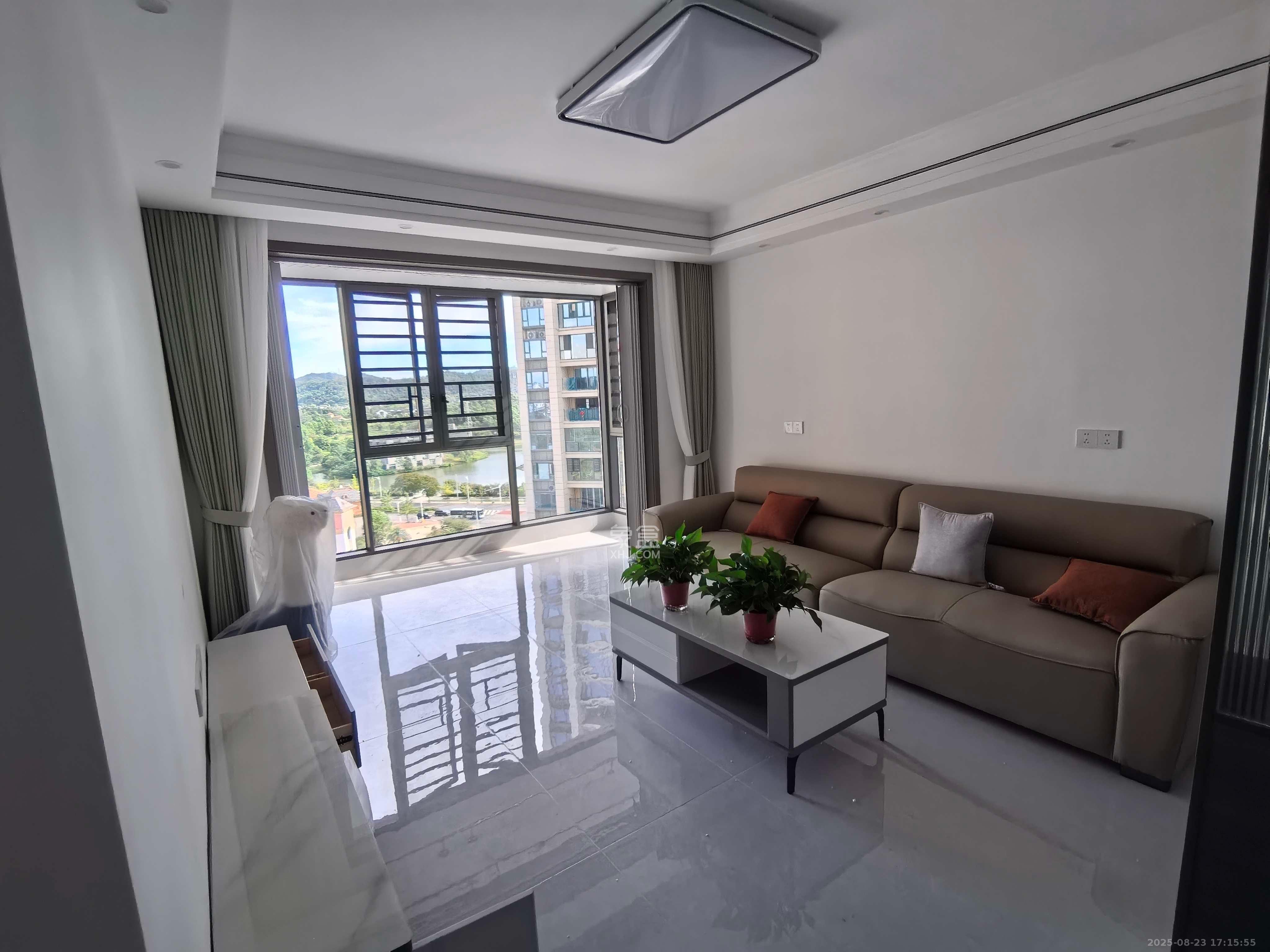 恒大揽湖苑(恒大林溪郡) 3室2厅2卫 2800.0元/月 恒大揽湖苑(恒大林溪郡) 3室2厅2卫 2800.0元/月室内图