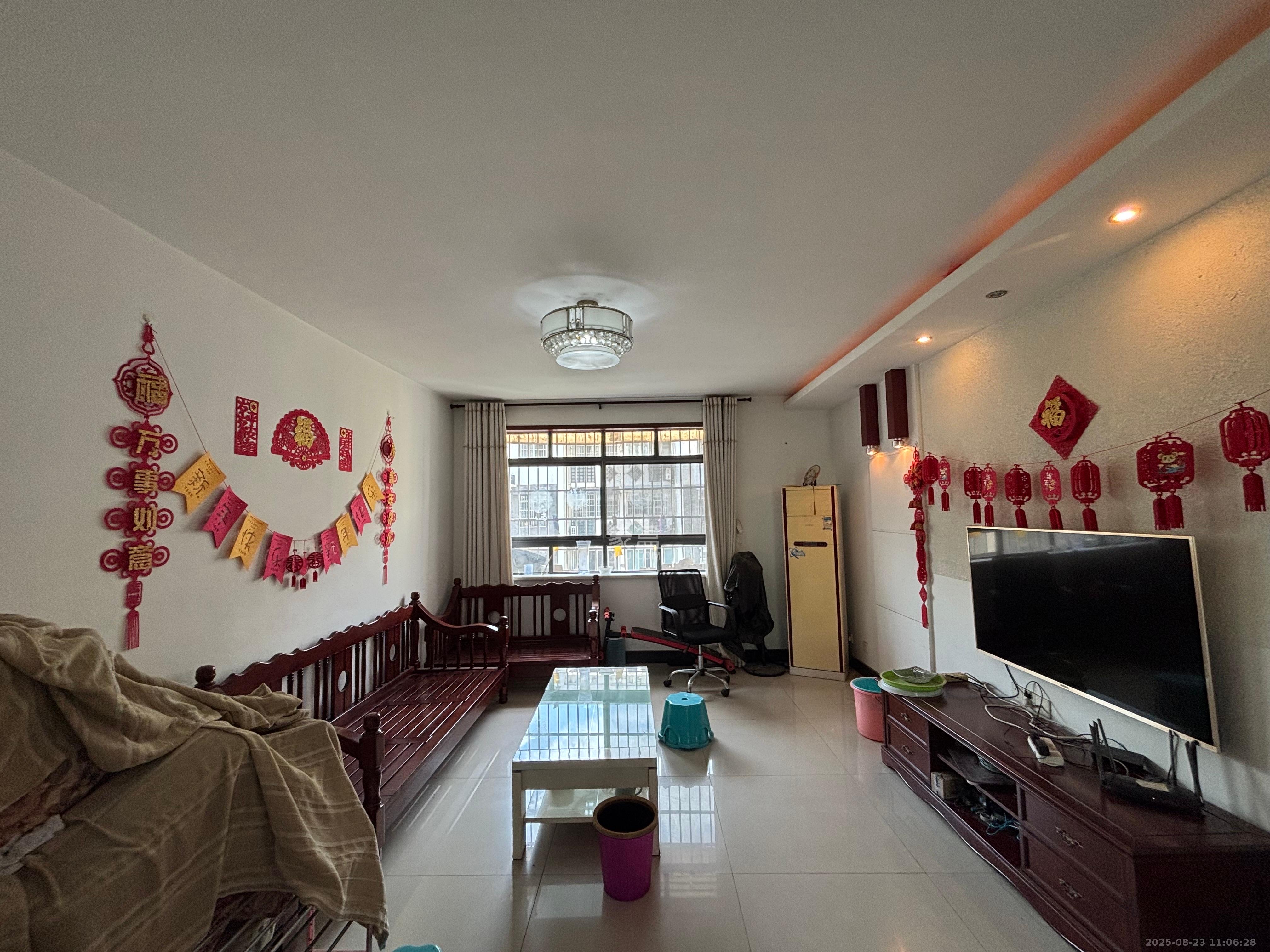 万煦园  3室2厅2卫    2000.0元/月 万煦园  3室2厅2卫    2000.0元/月