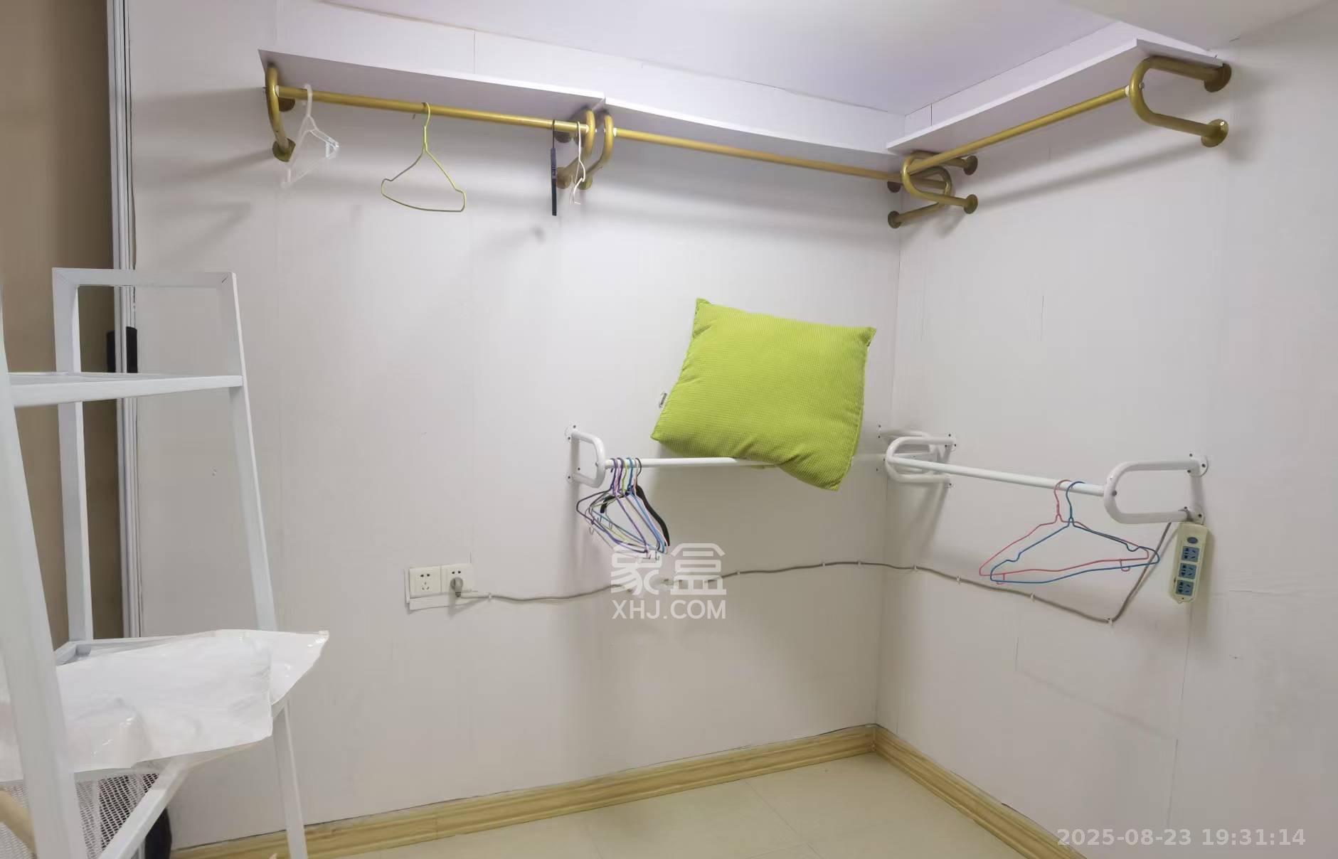 少帅府 2室1厅1卫 2200.0元/月 少帅府 2室1厅1卫 2200.0元/月室内图