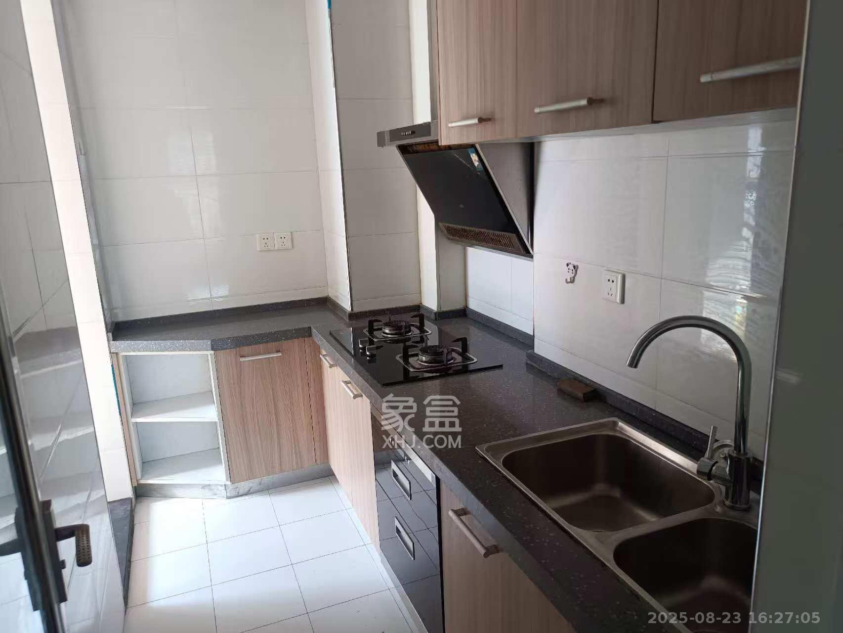 雨花公馆(紫苔名苑) 3室2厅2卫 2800.0元/月 雨花公馆(紫苔名苑) 3室2厅2卫 2800.0元/月室内图