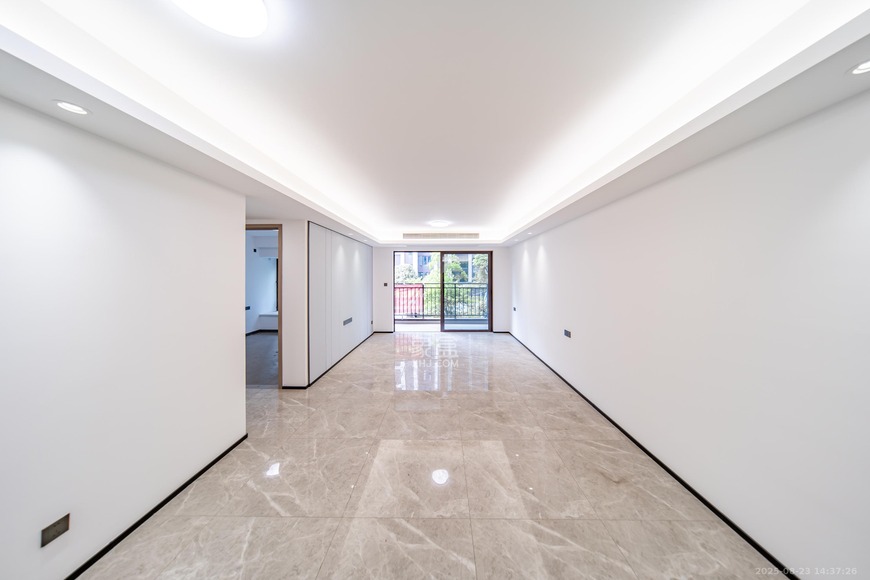 旭辉国宸府  3室2厅1卫    114.0万