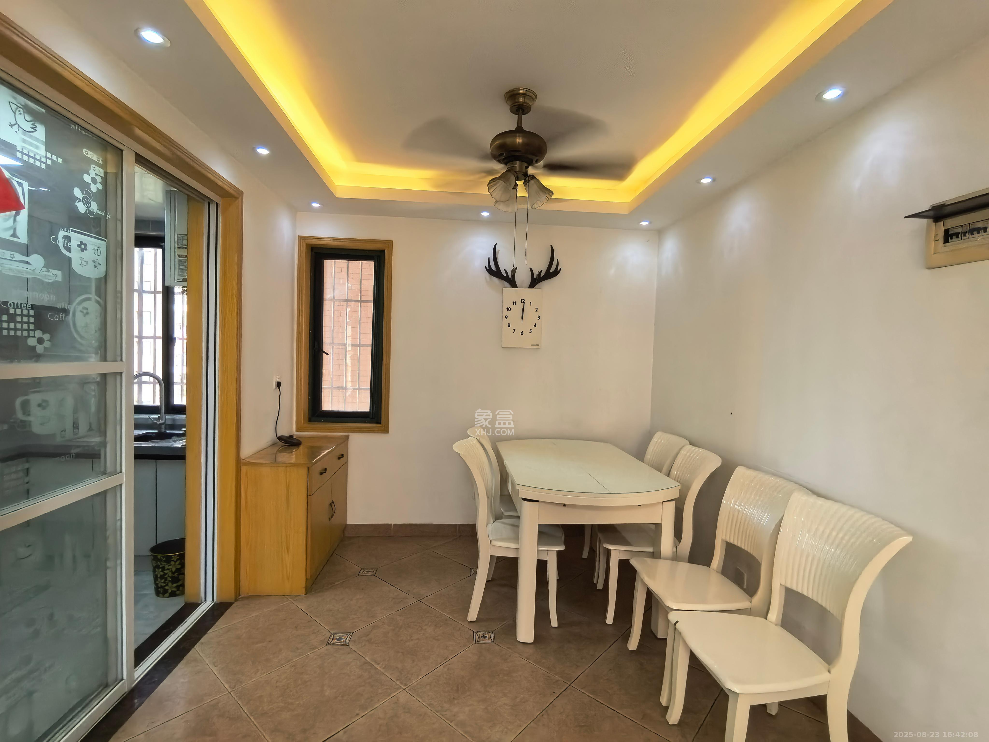 楠熙筱苑 3室2厅1卫 1800.0元/月 楠熙筱苑 3室2厅1卫 1800.0元/月室内图