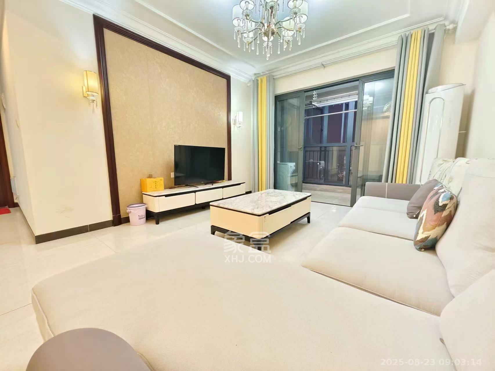 恒大御景半岛锦绣苑  3室2厅2卫    3200.0元/月 恒大御景半岛锦绣苑  3室2厅2卫    3200.0元/月室内图