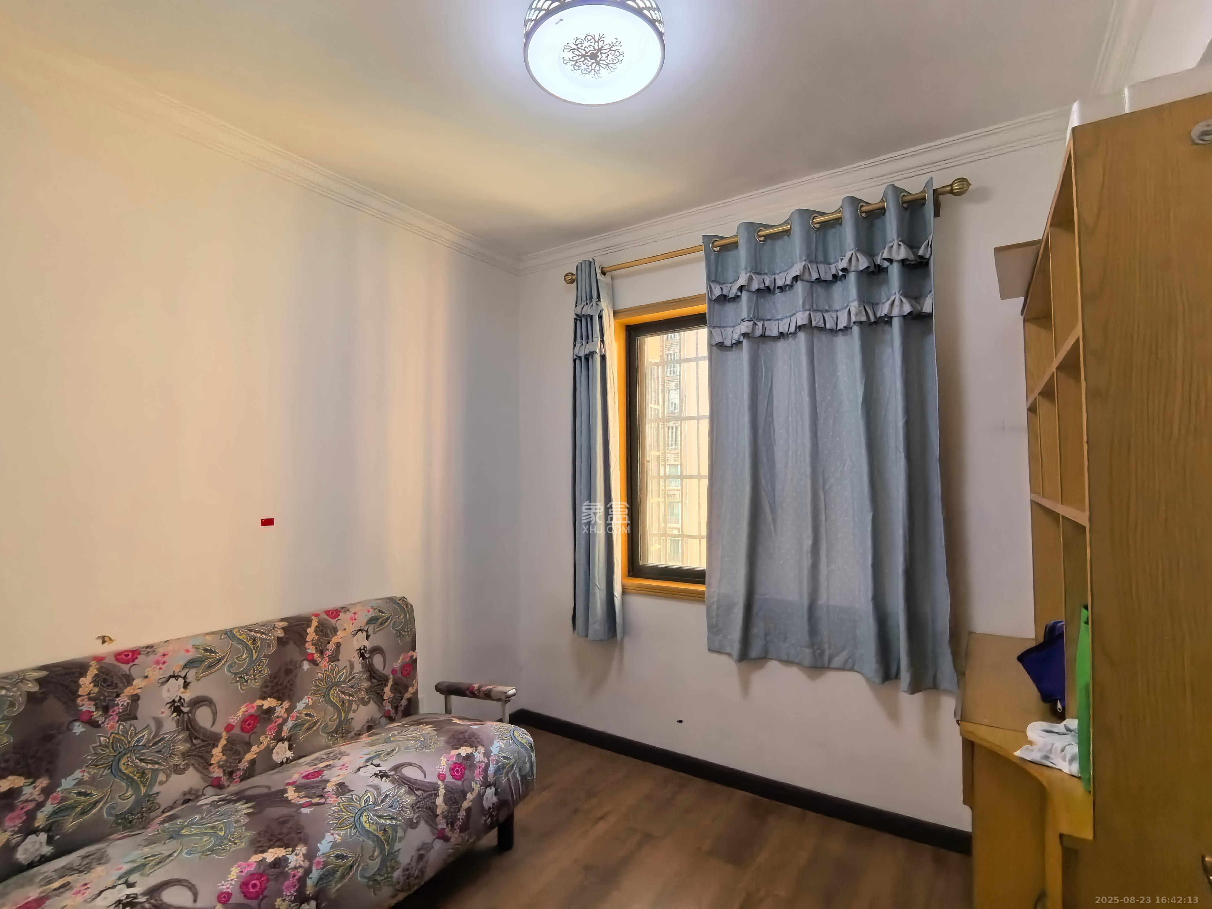 楠熙筱苑 3室2厅1卫 1800.0元/月 楠熙筱苑 3室2厅1卫 1800.0元/月室内图