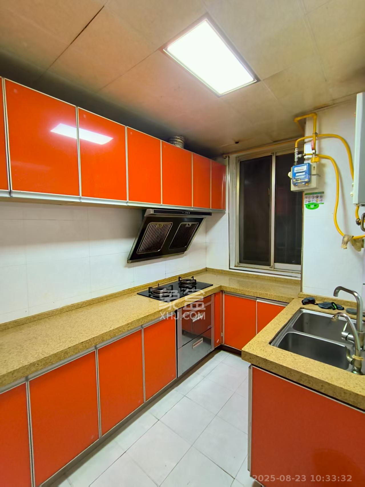 亚细亚大厦  3室2厅2卫    3000.0元/月 亚细亚大厦  3室2厅2卫    3000.0元/月室内图