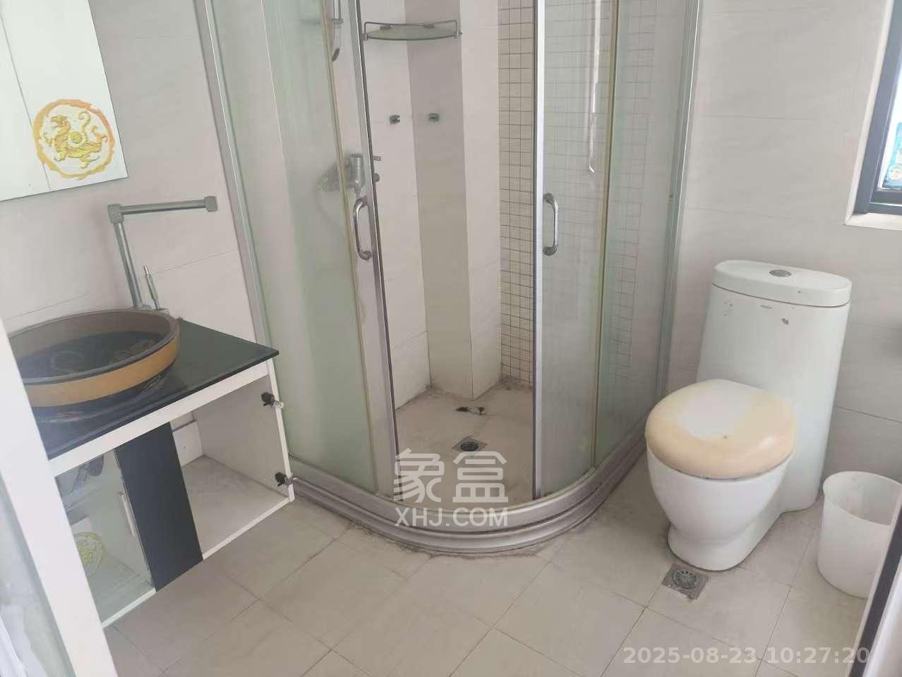 华菱蓝调国际（华菱.香墅美地）  4室2厅2卫    2500.0元/月室内图