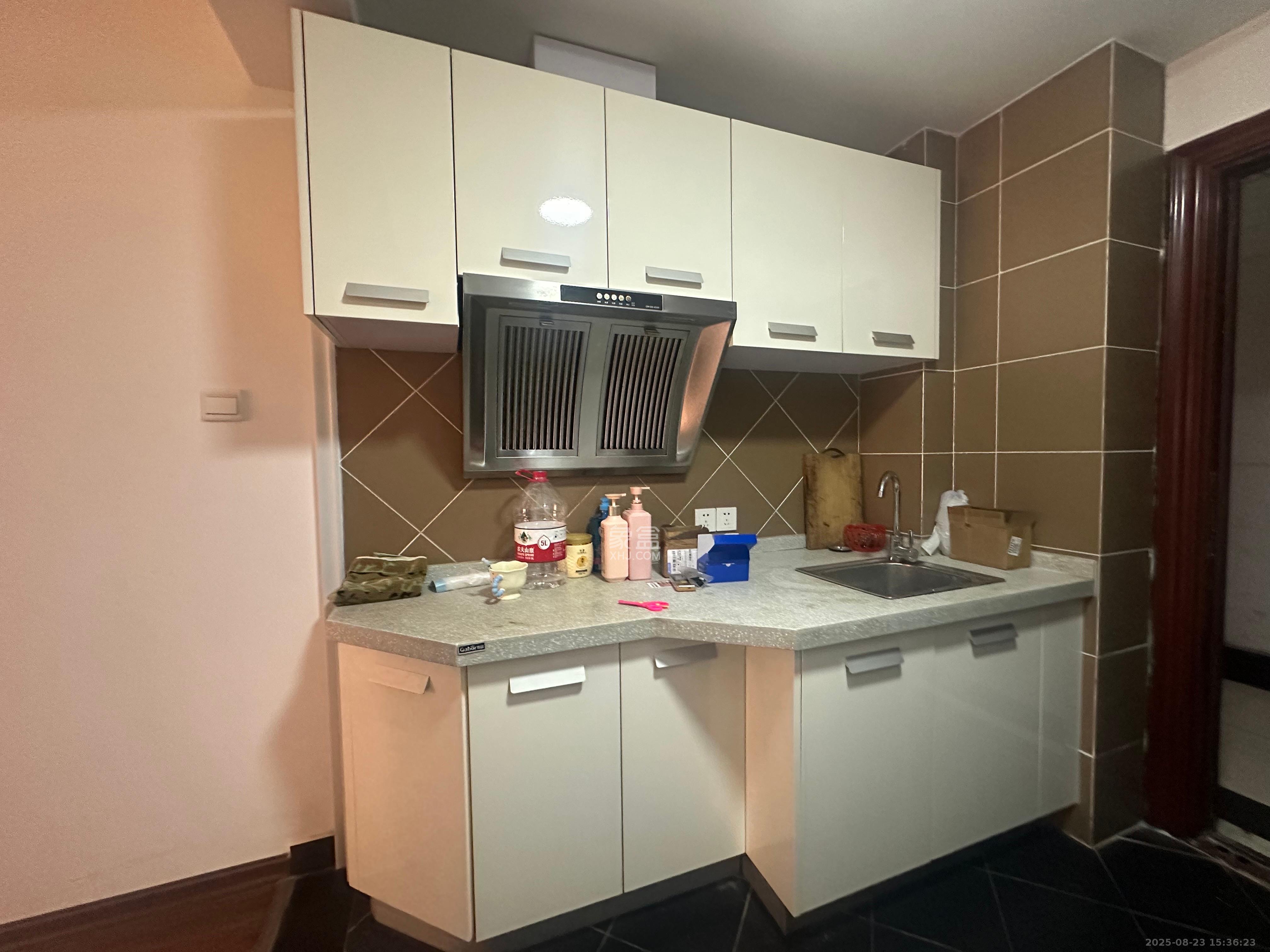 时代星城 1室1厅1卫 1000.0元/月 时代星城 1室1厅1卫 1000.0元/月室内图