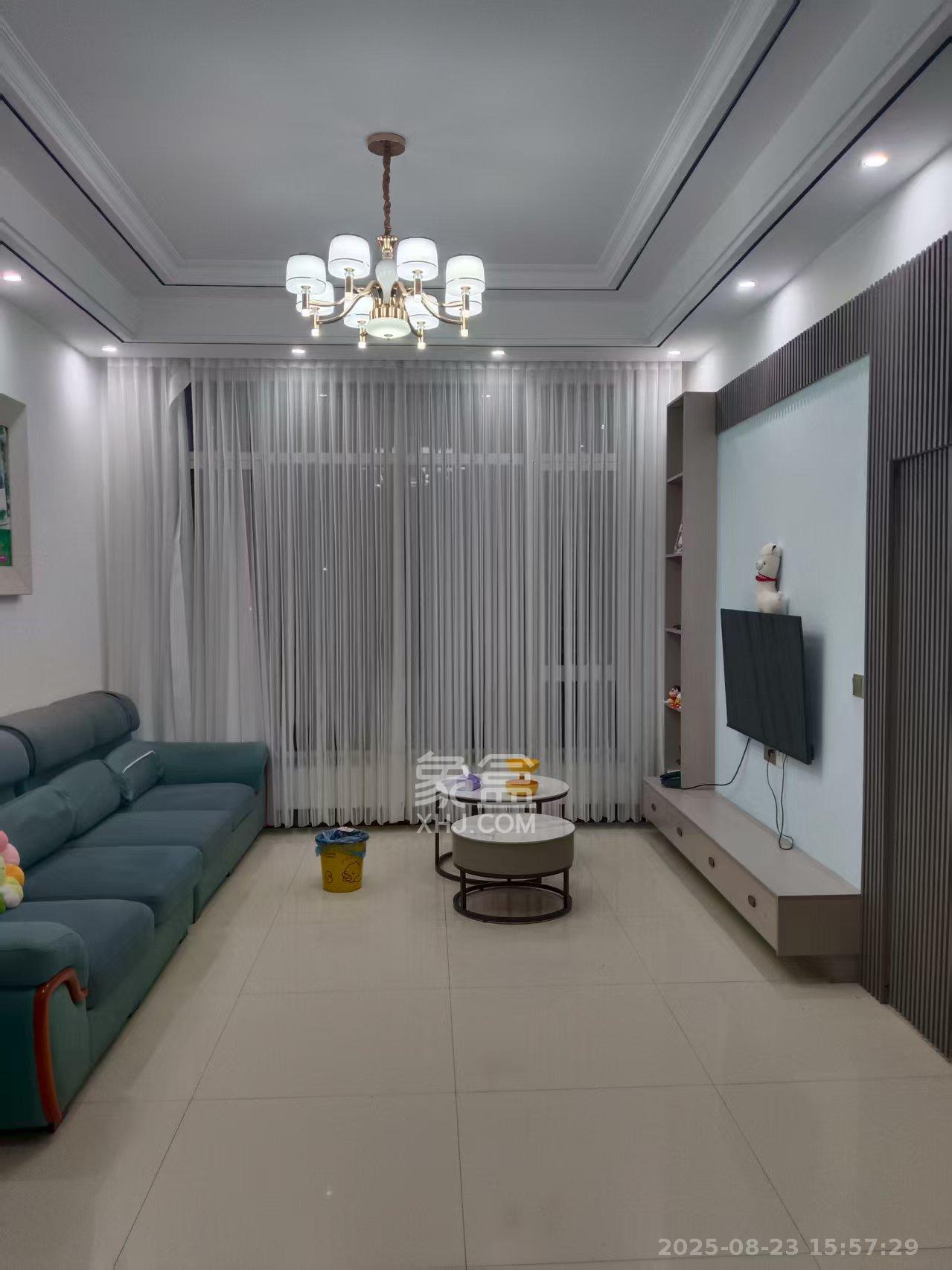 青山家园 3室2厅1卫 1400.0元/月 青山家园 3室2厅1卫 1400.0元/月室内图