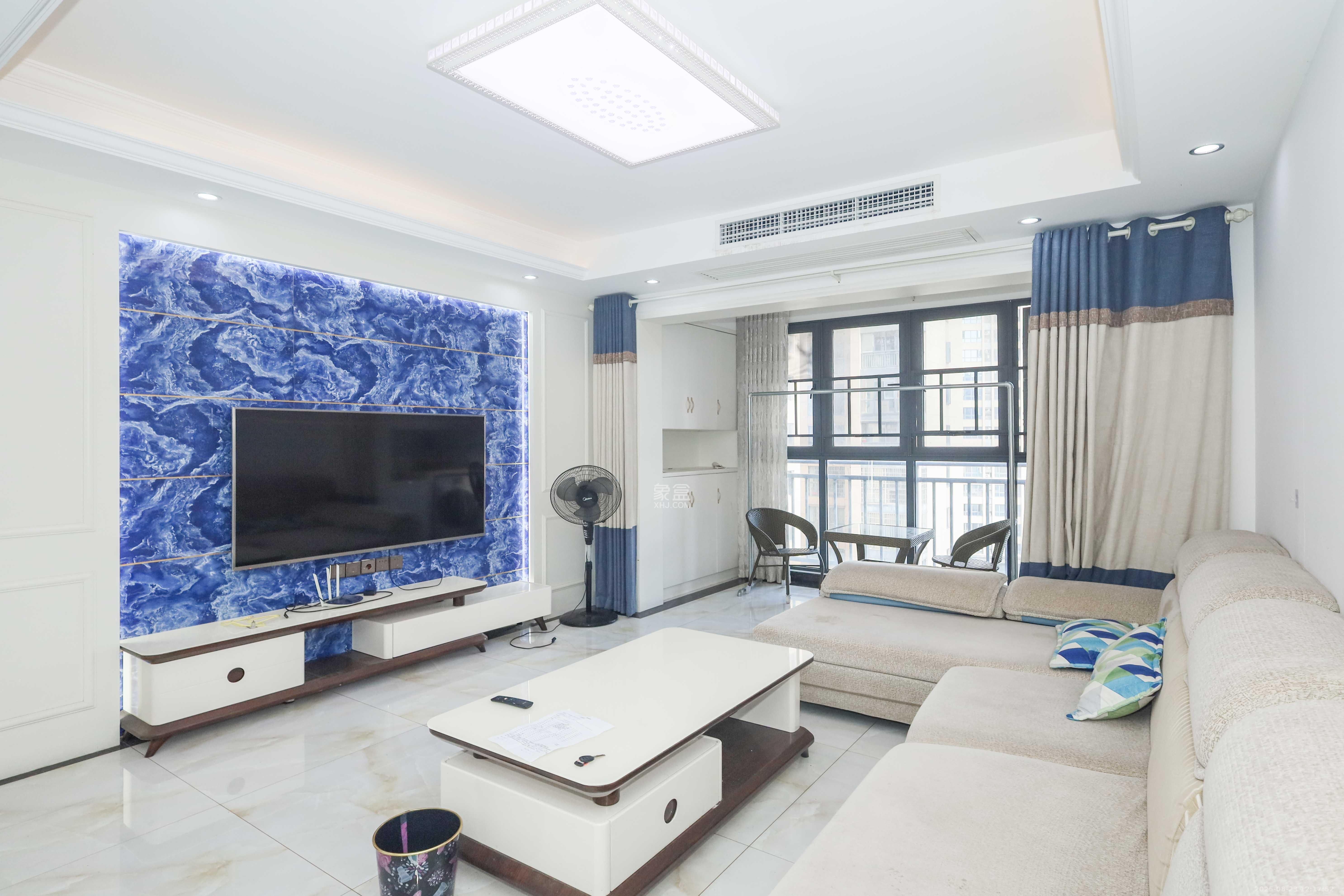 润芳园  4室2厅2卫    125.0万 润芳园  4室2厅2卫    125.0万客厅