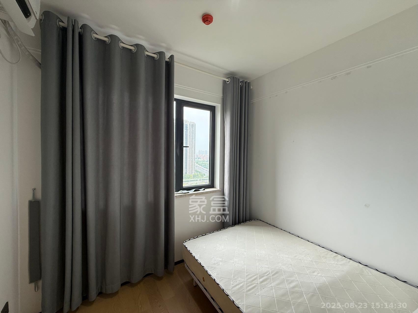 万科魅力之城天阔里 4室2厅2卫 3500.0元/月 万科魅力之城天阔里 4室2厅2卫 3500.0元/月室内图