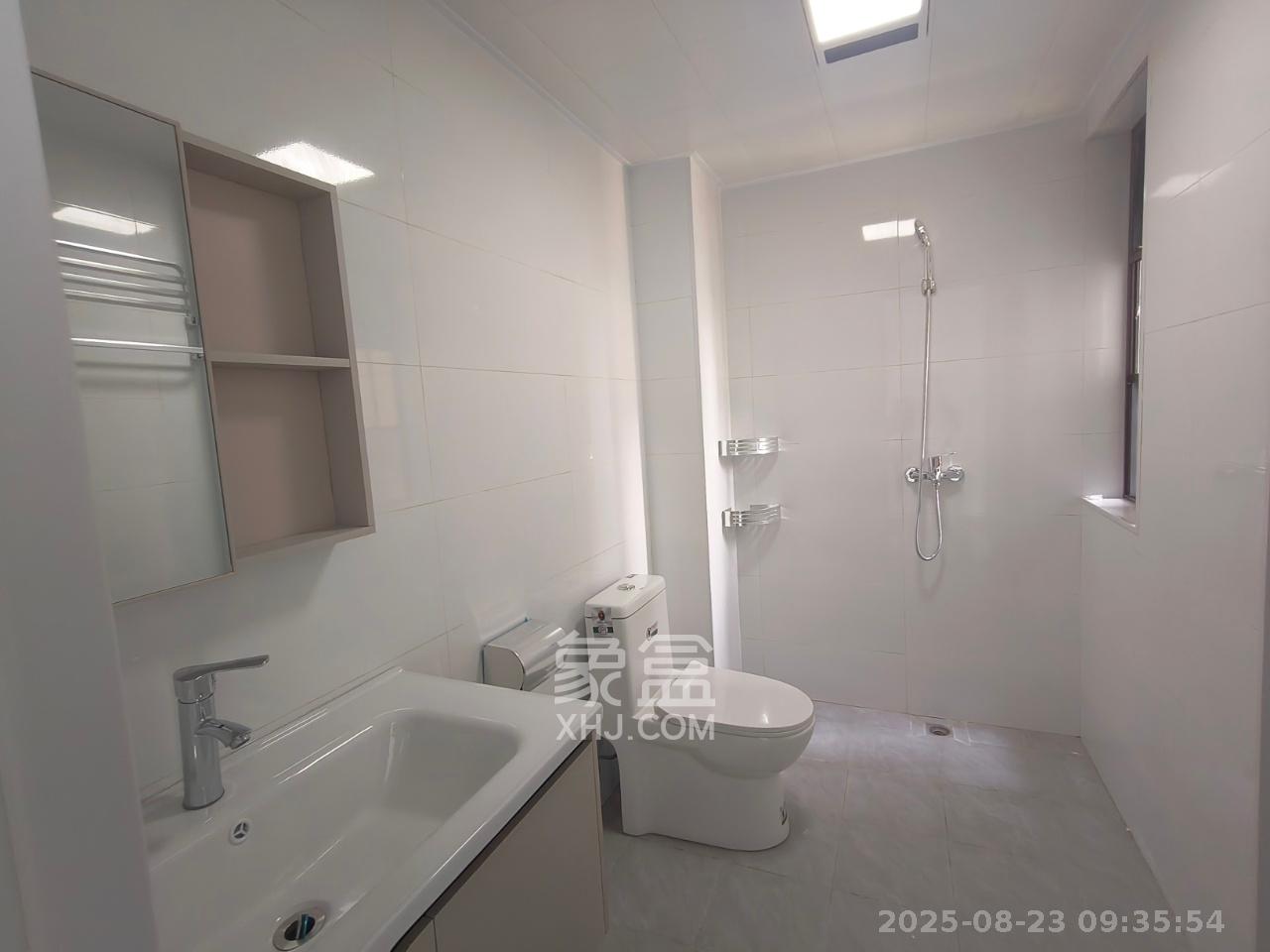 映悦星府  3室2厅2卫   2900.00元/月室内图