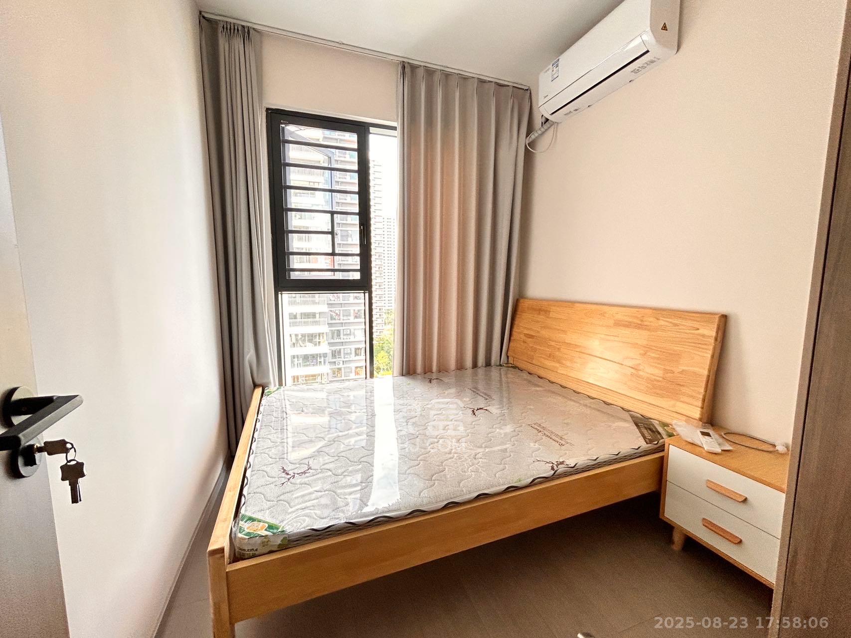 旭辉雨金广场  4室2厅2卫    2800.0元/月 旭辉雨金广场  4室2厅2卫    2800.0元/月室内图1