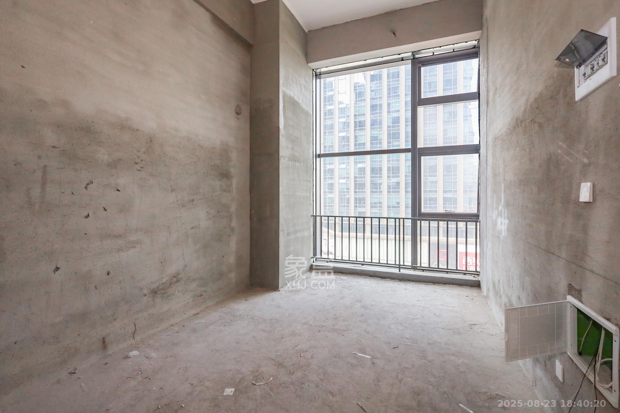 卓越中寰  2室1厅1卫    36.8万