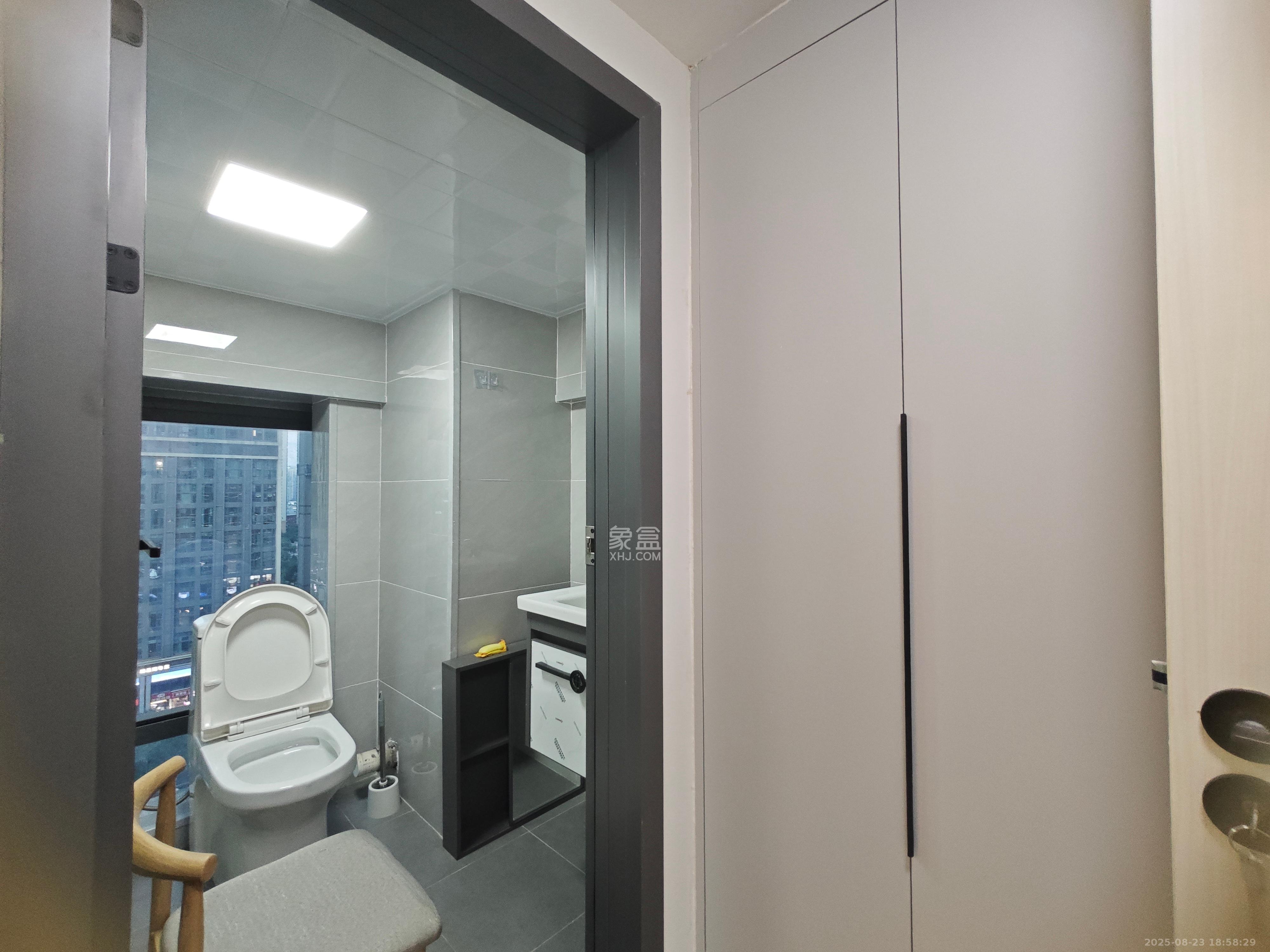 龙湖铂金岛  1室0厅0卫    3500.0元/月 龙湖铂金岛  1室0厅0卫    3500.0元/月室内图