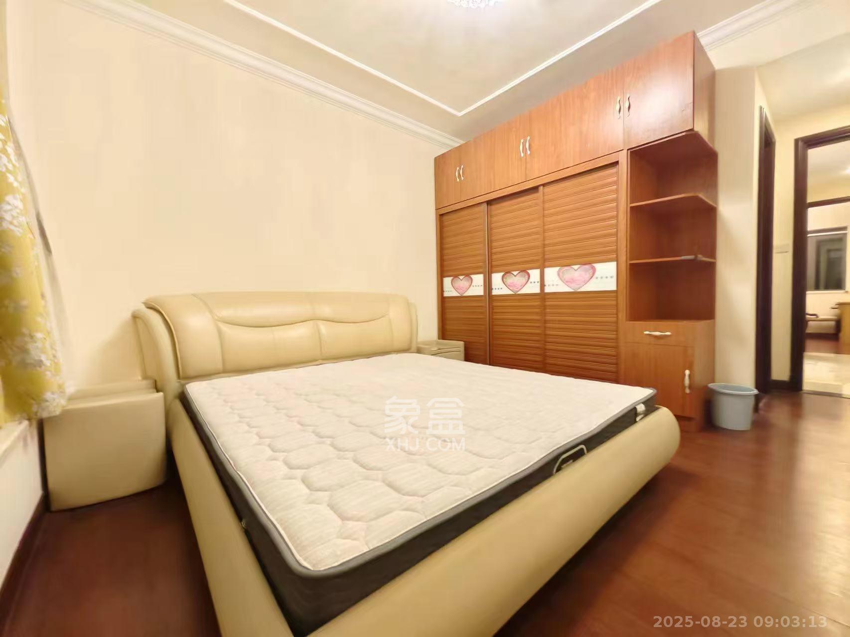 恒大御景半岛锦绣苑  3室2厅2卫    3200.0元/月 恒大御景半岛锦绣苑  3室2厅2卫    3200.0元/月室内图