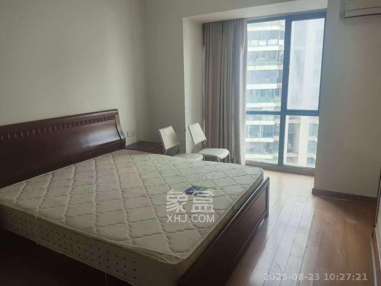 华菱蓝调国际(华菱.香墅美地) 4室2厅2卫 2500.0元/月 华菱蓝调国际(华菱.香墅美地) 4室2厅2卫 2500.0元/月室内图