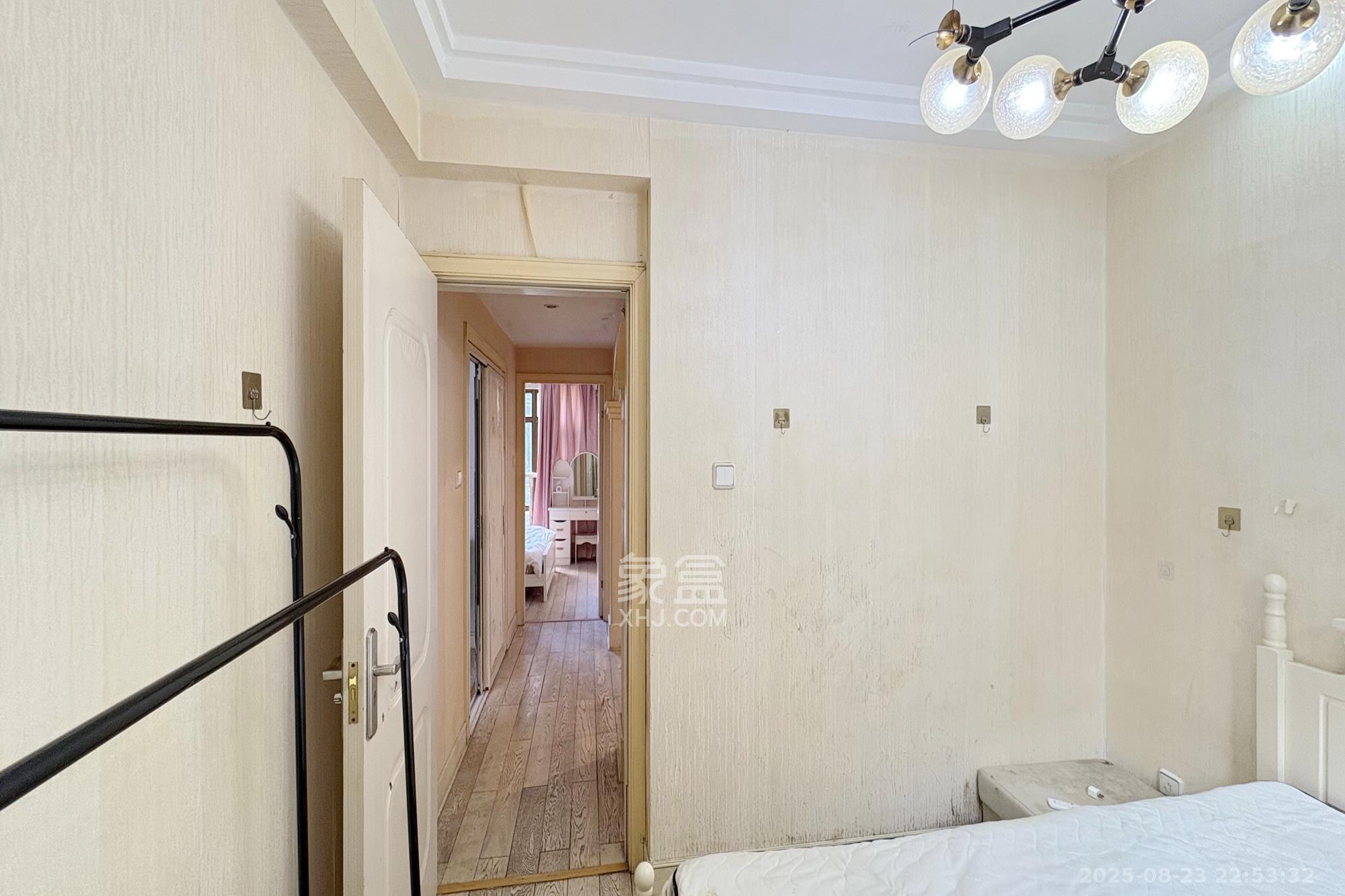 铂宫  3室2厅2卫    140.0万 铂宫  3室2厅2卫    140.0万其他