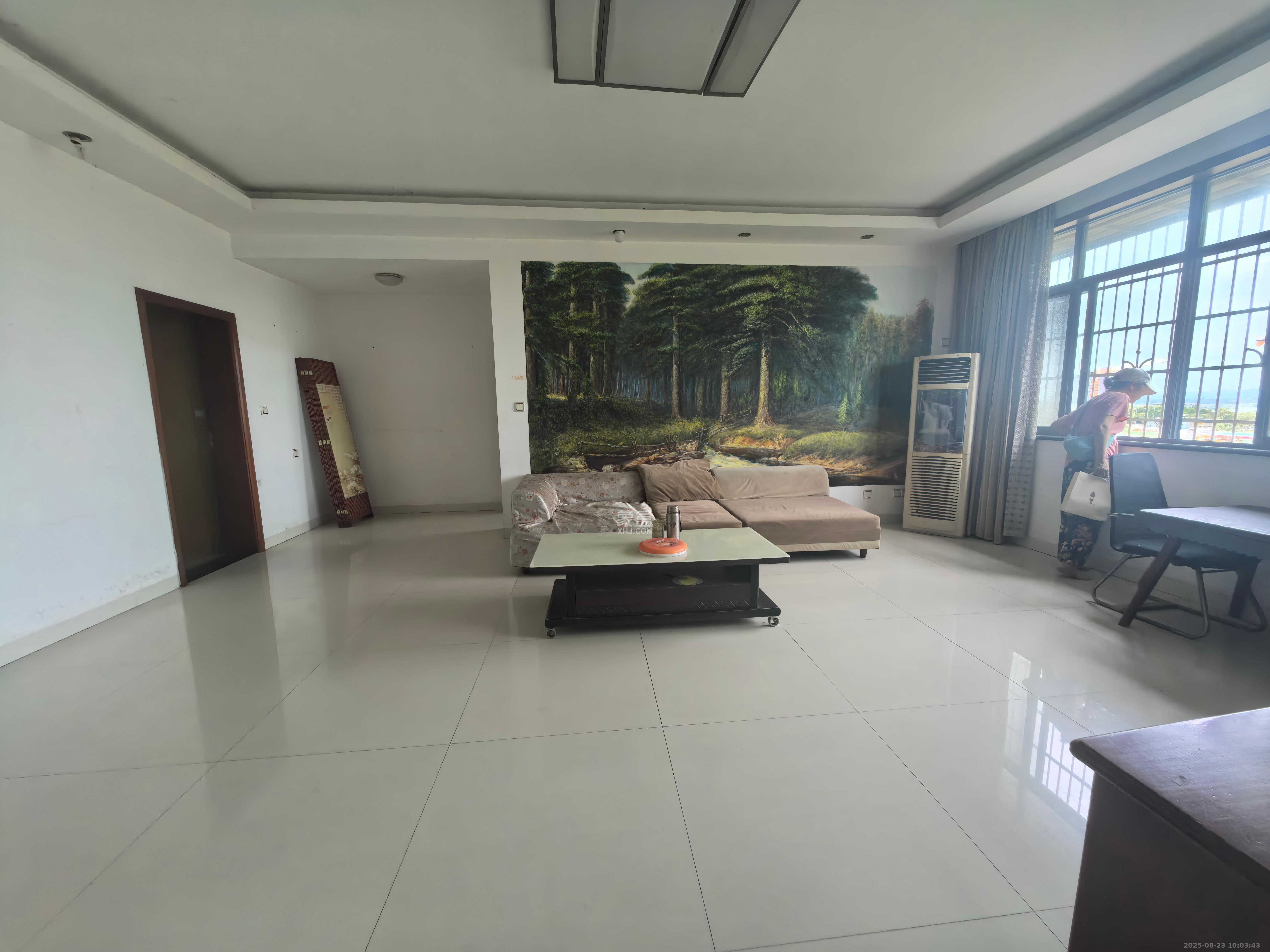 松雅安置小区  4室2厅2卫    1500.0元/月 松雅安置小区  4室2厅2卫    1500.0元/月室内图