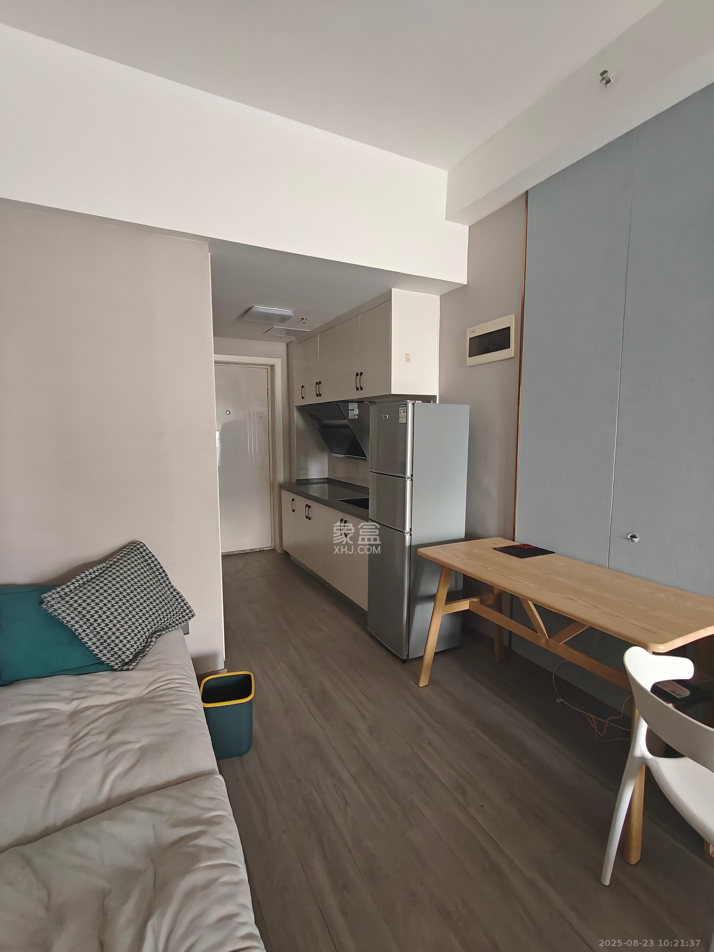 壹廷中央府院(福地花园) 1室1厅1卫 1800.0元/月 壹廷中央府院(福地花园) 1室1厅1卫 1800.0元/月室内图