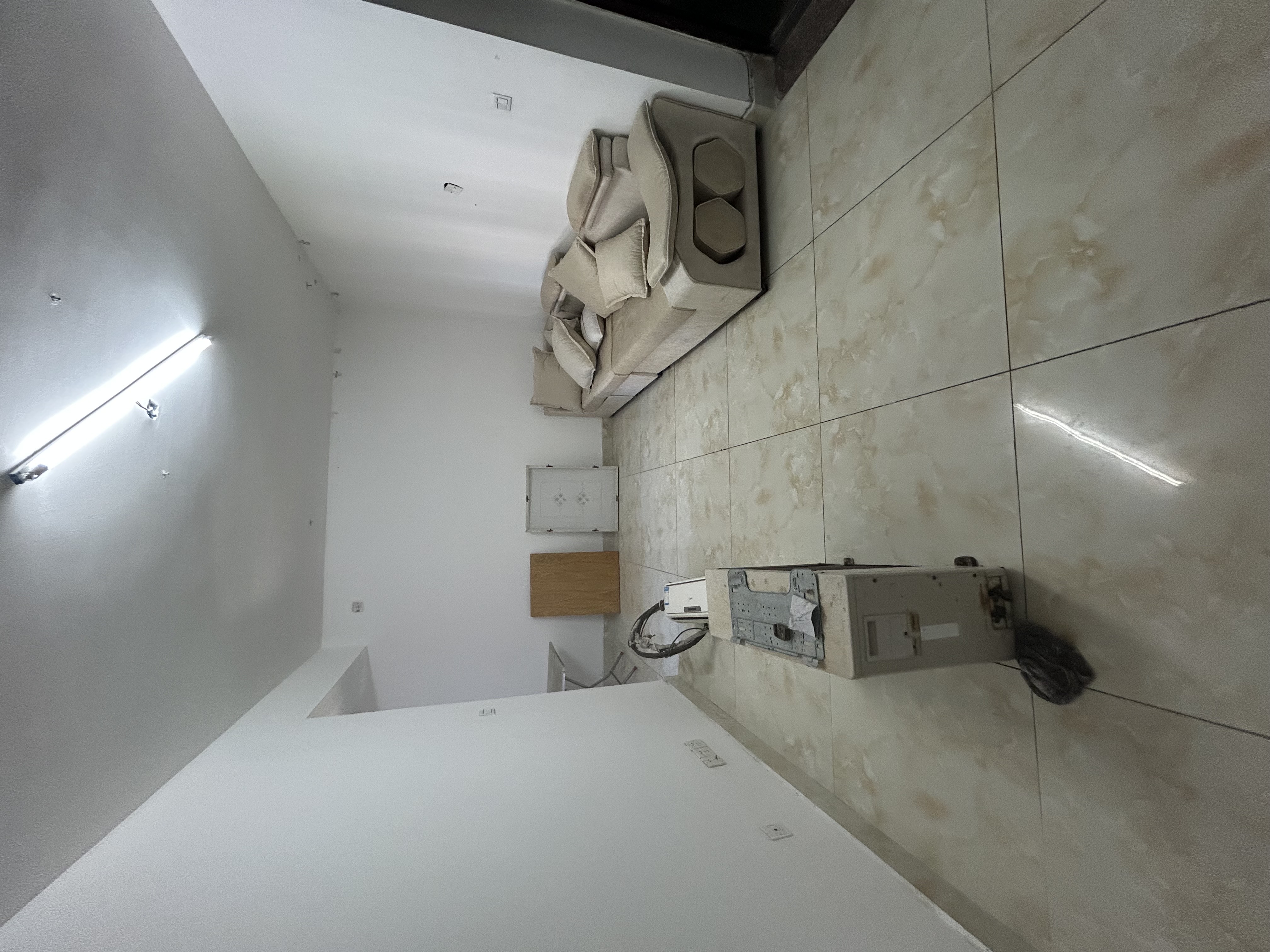 富成大厦 2室2厅1卫 2300.0元/月 富成大厦 2室2厅1卫 2300.0元/月室内图