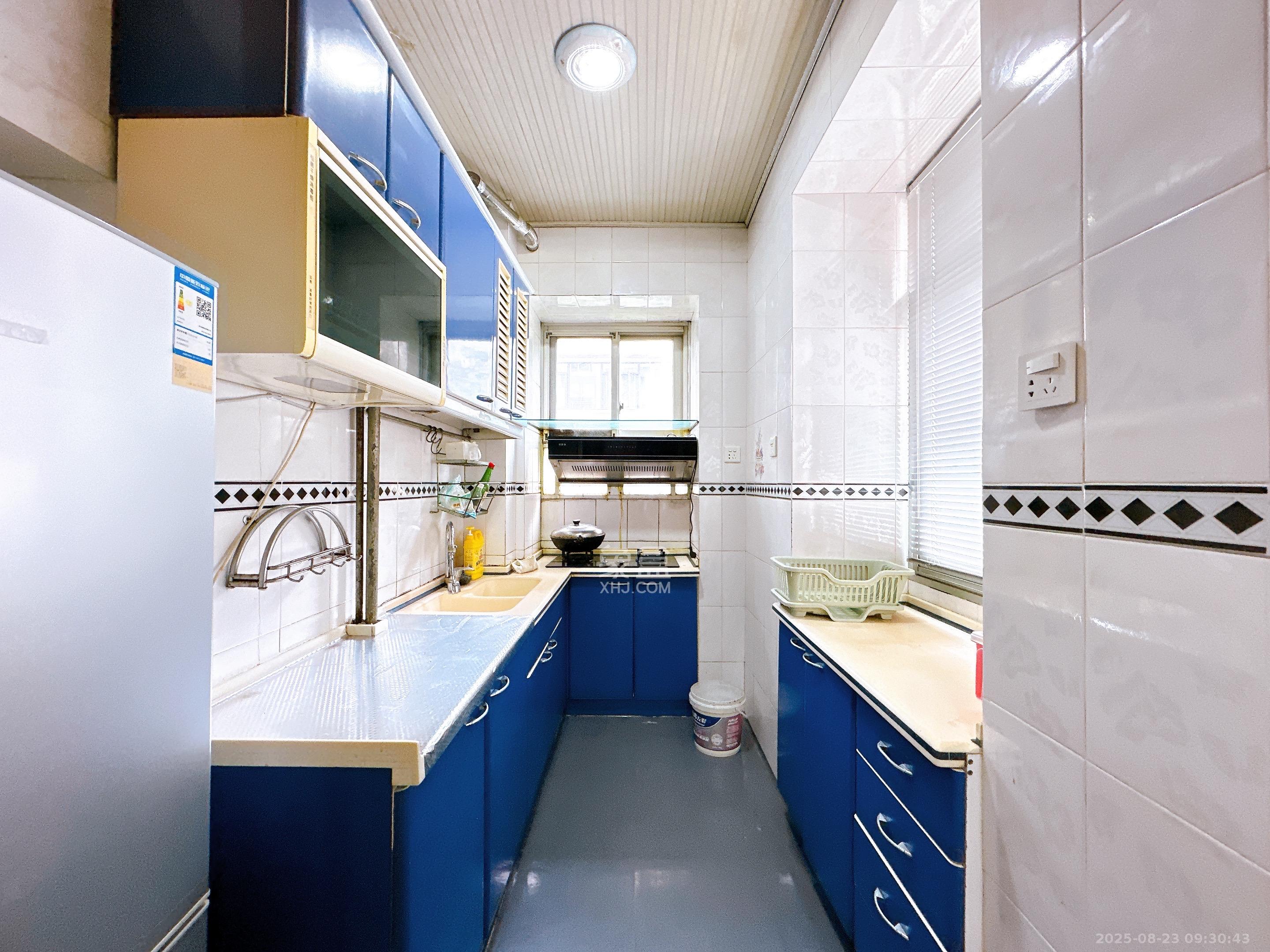 便河边人大宿舍(长沙市人大常委会家属区) 3室1厅1卫 2100.0元/月 便河边人大宿舍(长沙市人大常委会家属区) 3室1厅1卫 2100.0元/月室内图